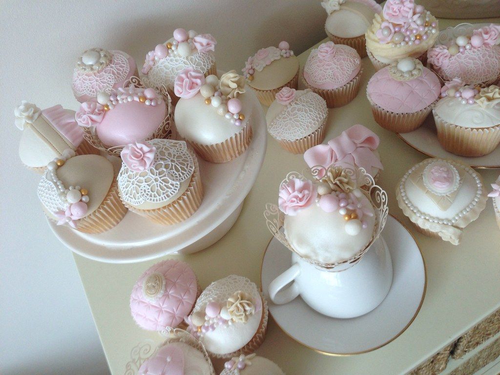 Fancy Cupcakes Wallpapers - Wallpaper Cave