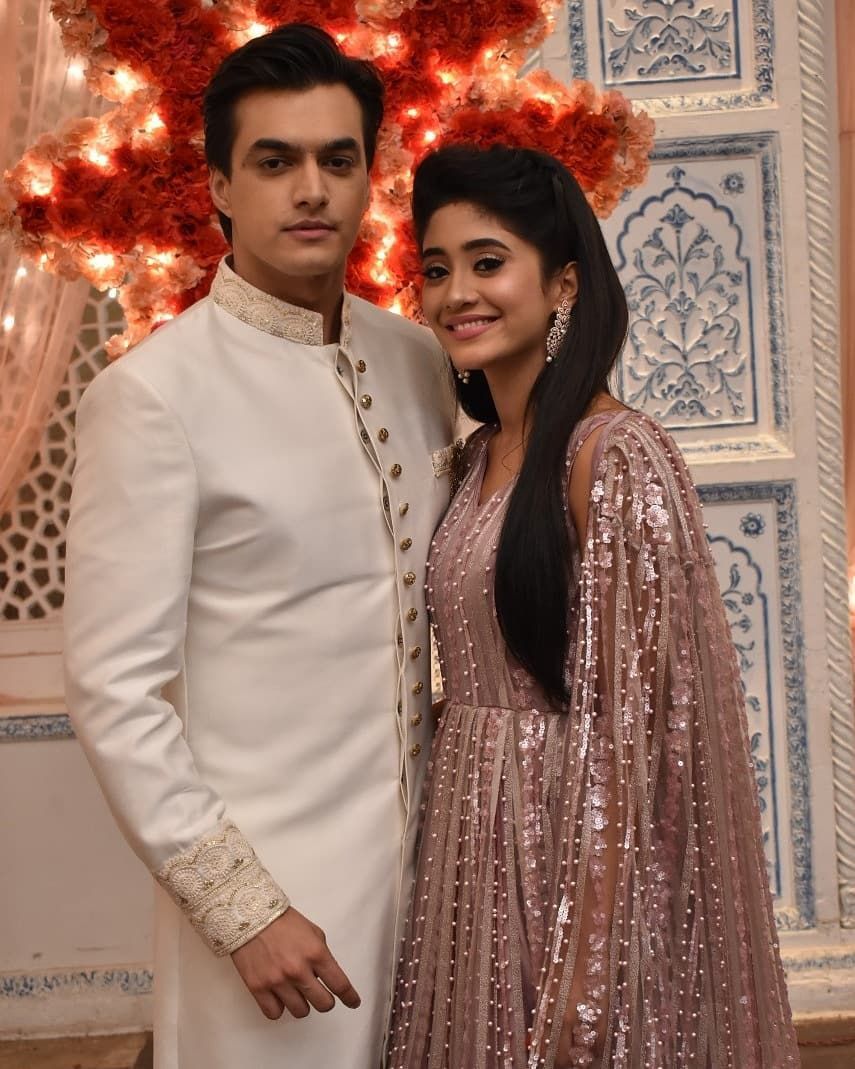 Kartik and Naira Couple 👫 Wallpaper APK for Android Download