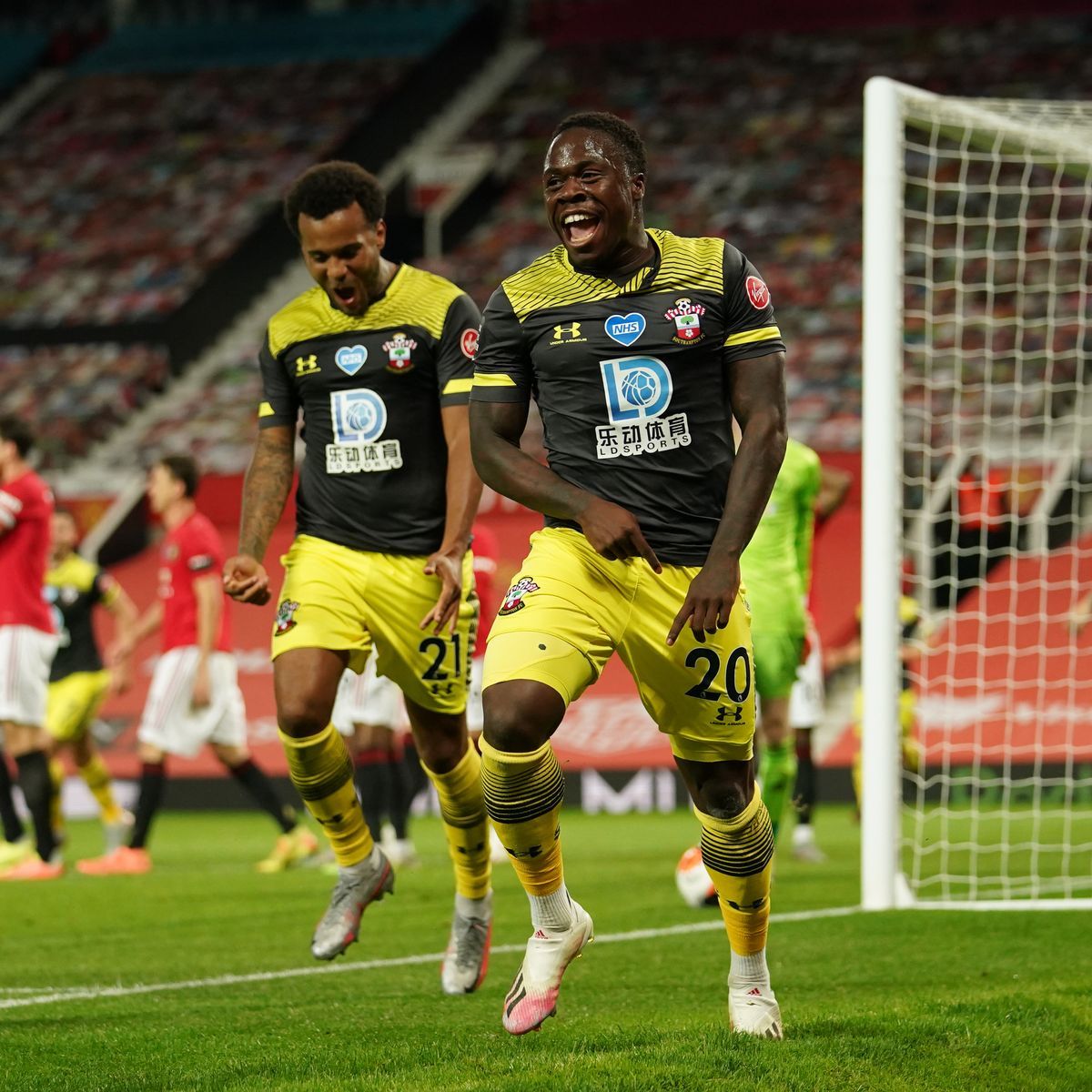 Thank you, legend!' fans love what Michael Obafemi did to Manchester United
