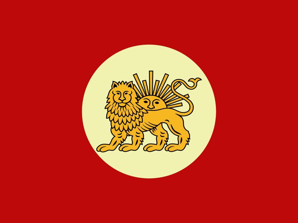 Payman Parseyan 1: In The Official Iran Persia Flag Introduced By Ismail II Of The #Safavid Dynasty. This Dynasty Ruled Until 1736. Flag 2: In Nader Shah's Flag
