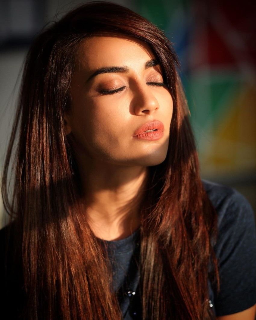 Surbhi Jyoti Photo [HD]: Latest Image, Picture, Stills of Surbhi Jyoti