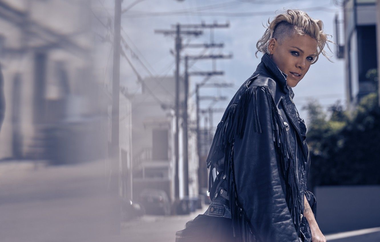 Wallpaper singer, Alecia Beth Moore, P!nk, hairstyle, PINK image for desktop, section музыка