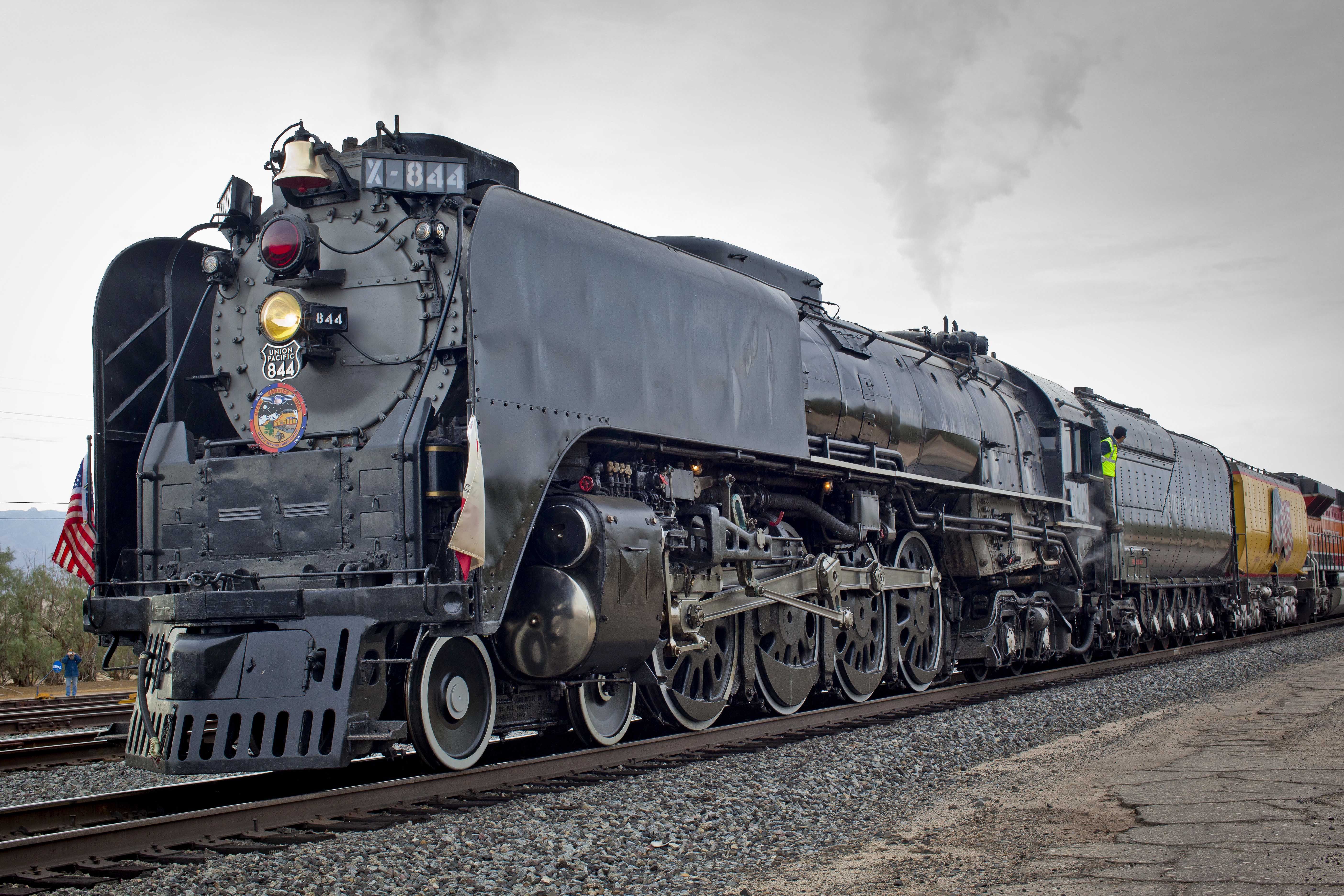 Union Pacific 844. Train, Vintage train, Union pacific 844