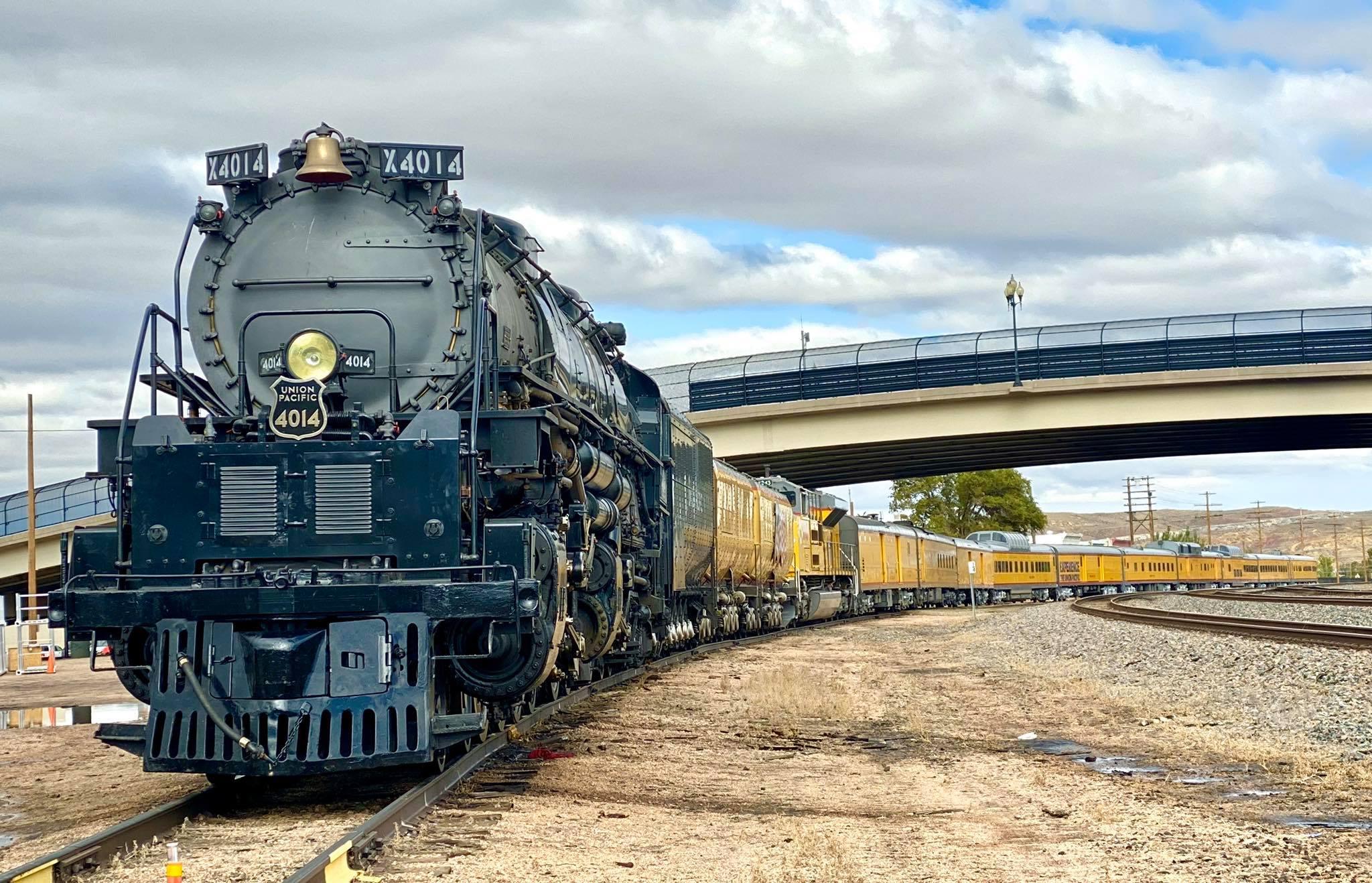 Union Pacific Big Boy & Move (& 844 updates) & Excursion News Scale Train Forum.com