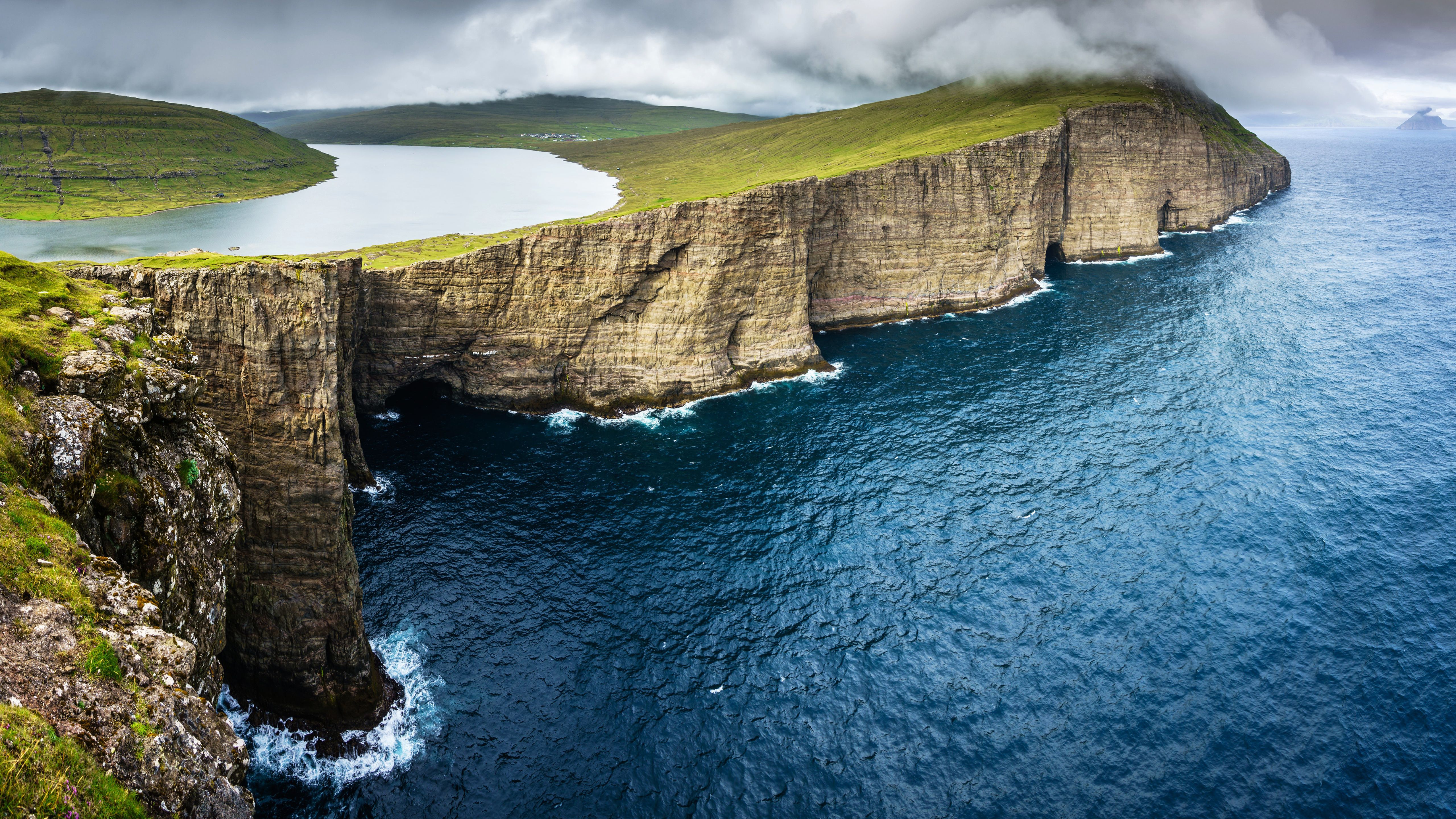 Coastline 4K 5K HD Wallpaper