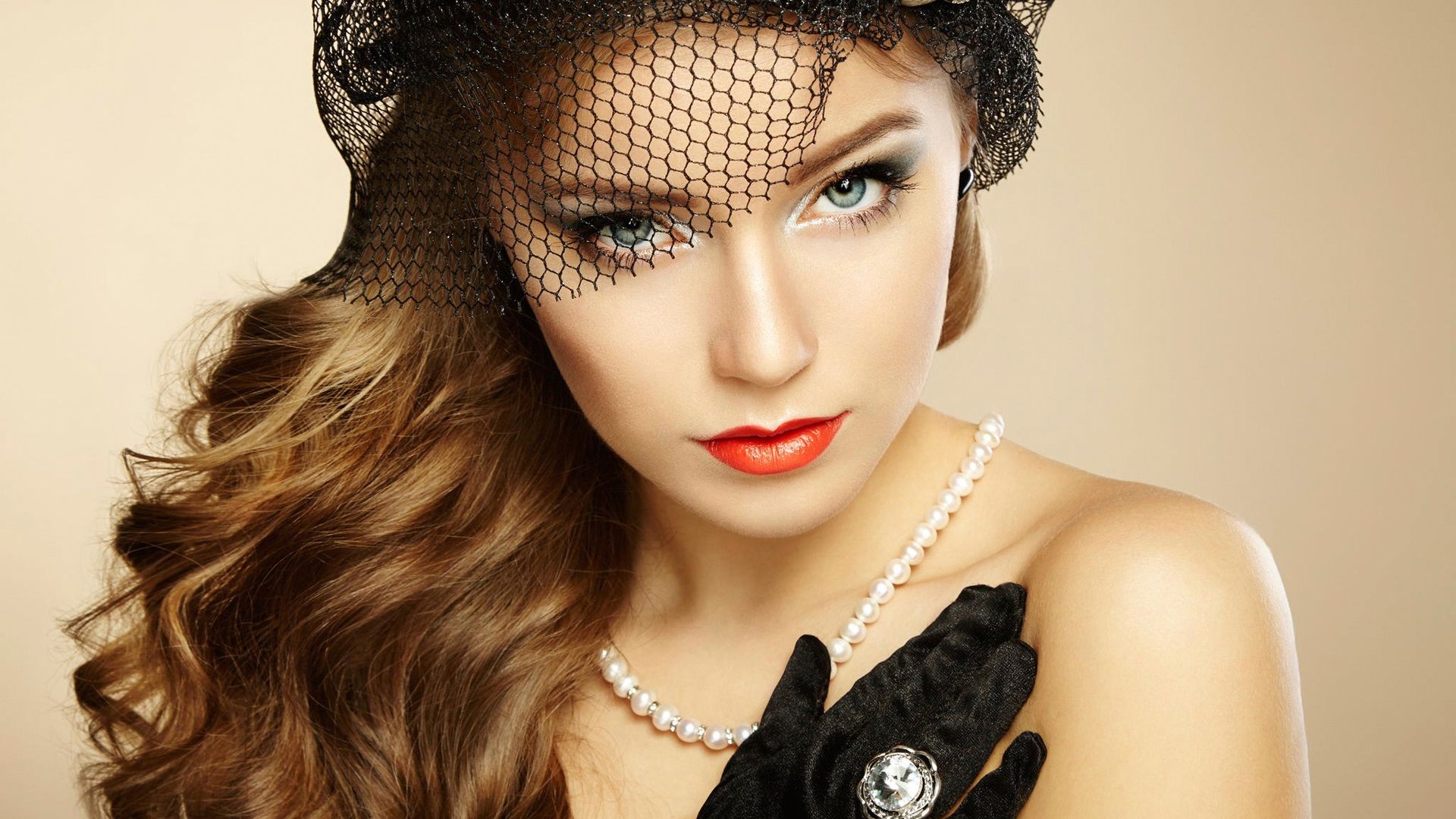 Vintage Woman Wallpaper HD