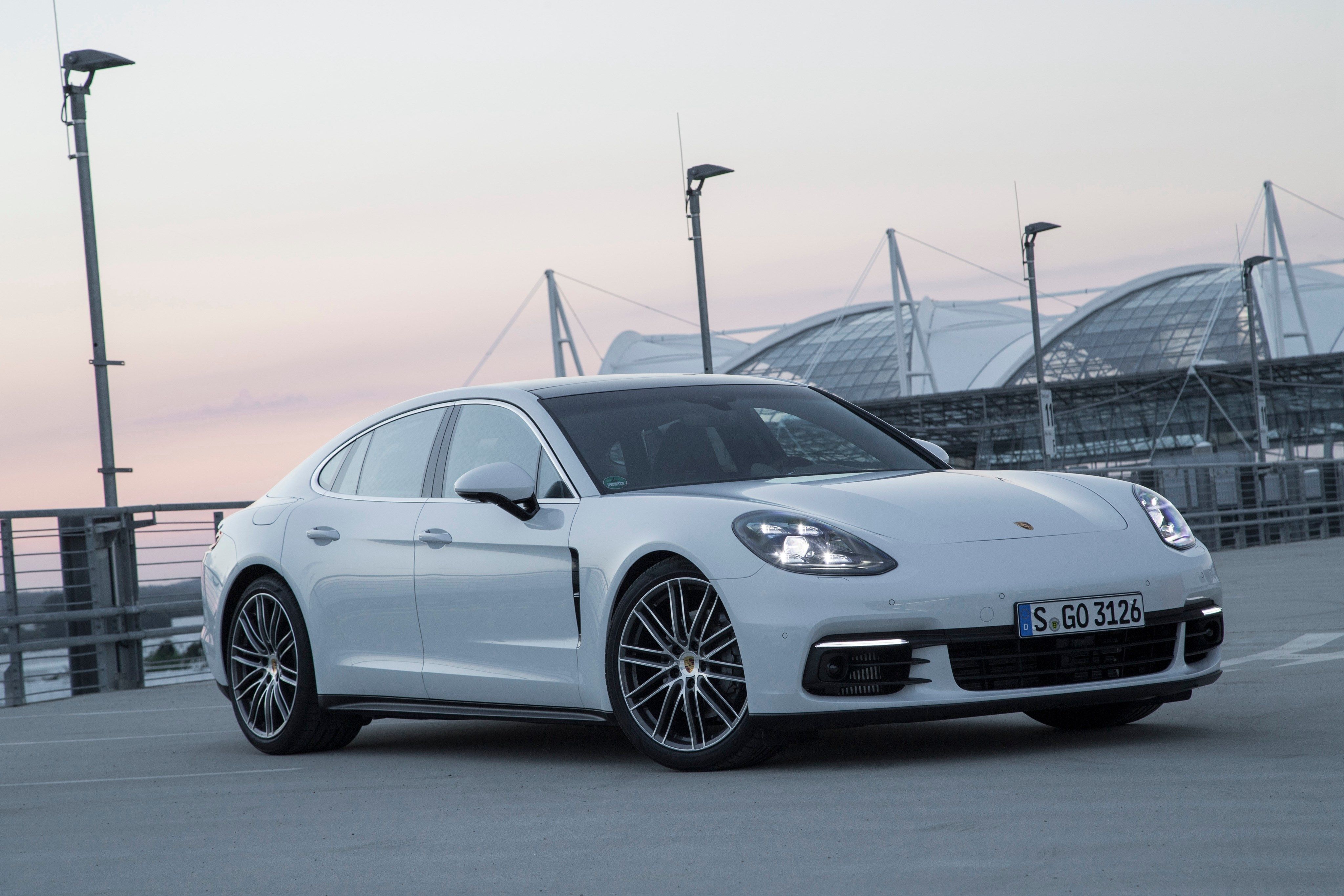 porsche panamera 4s 4k ultra HD wallpaper High quality walls