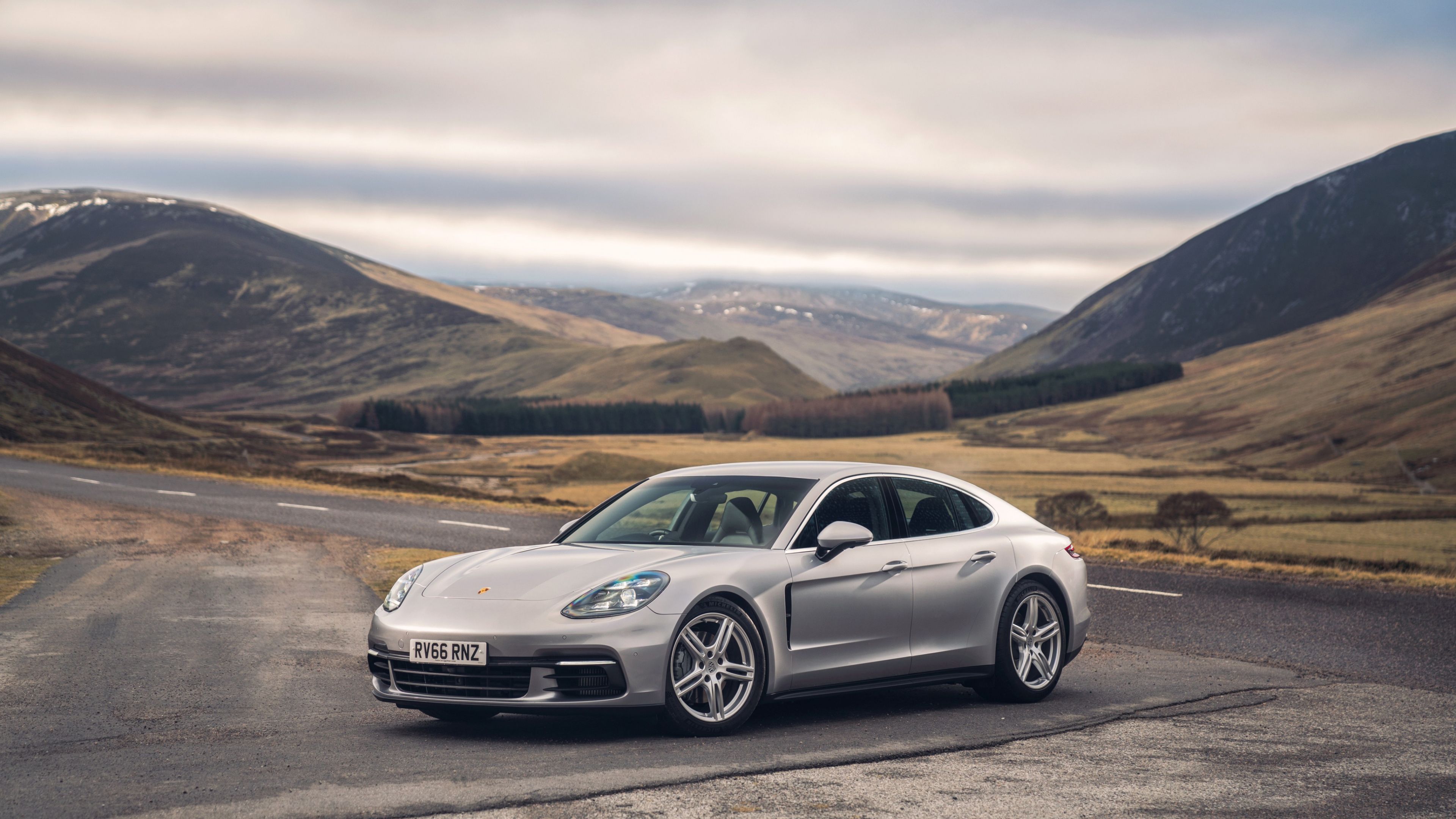 Desktop Wallpaper Porsche Panamera 4 S, Sports Car, 4k, HD Image, Picture, Background, A430f0