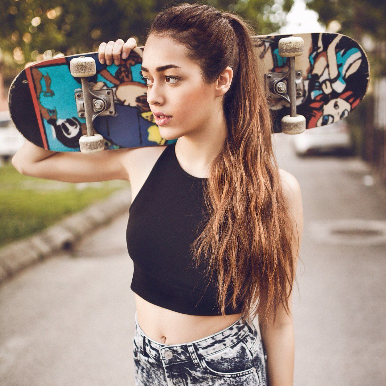 Dilan Çiçek Deniz Resimleri. Curvy celebrities, Turkish women beautiful, Turkish fashion