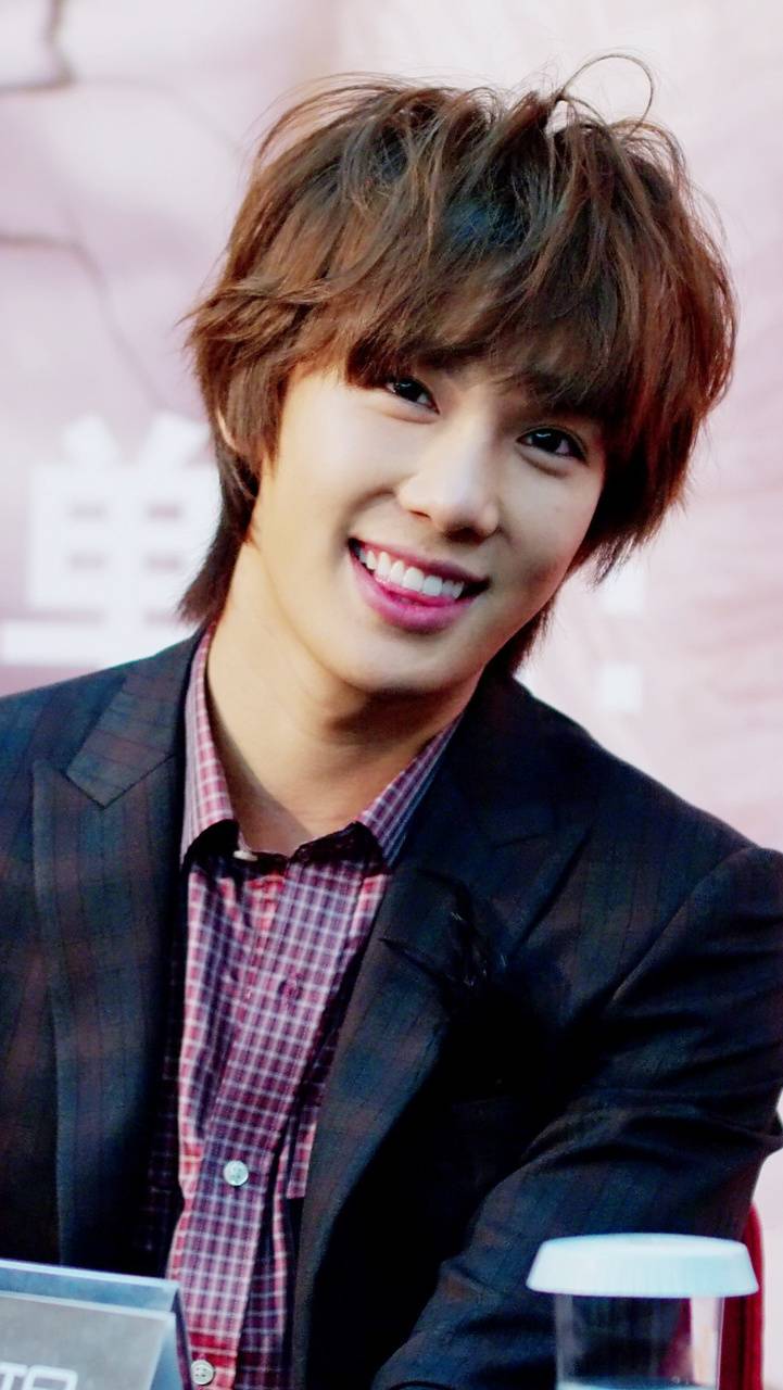 Park Jung Min wallpaper