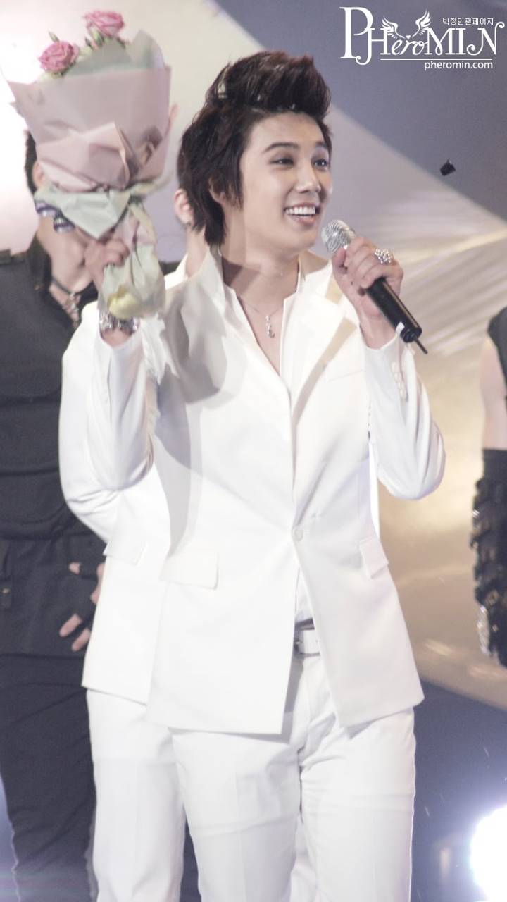 Park Jung Min wallpaper