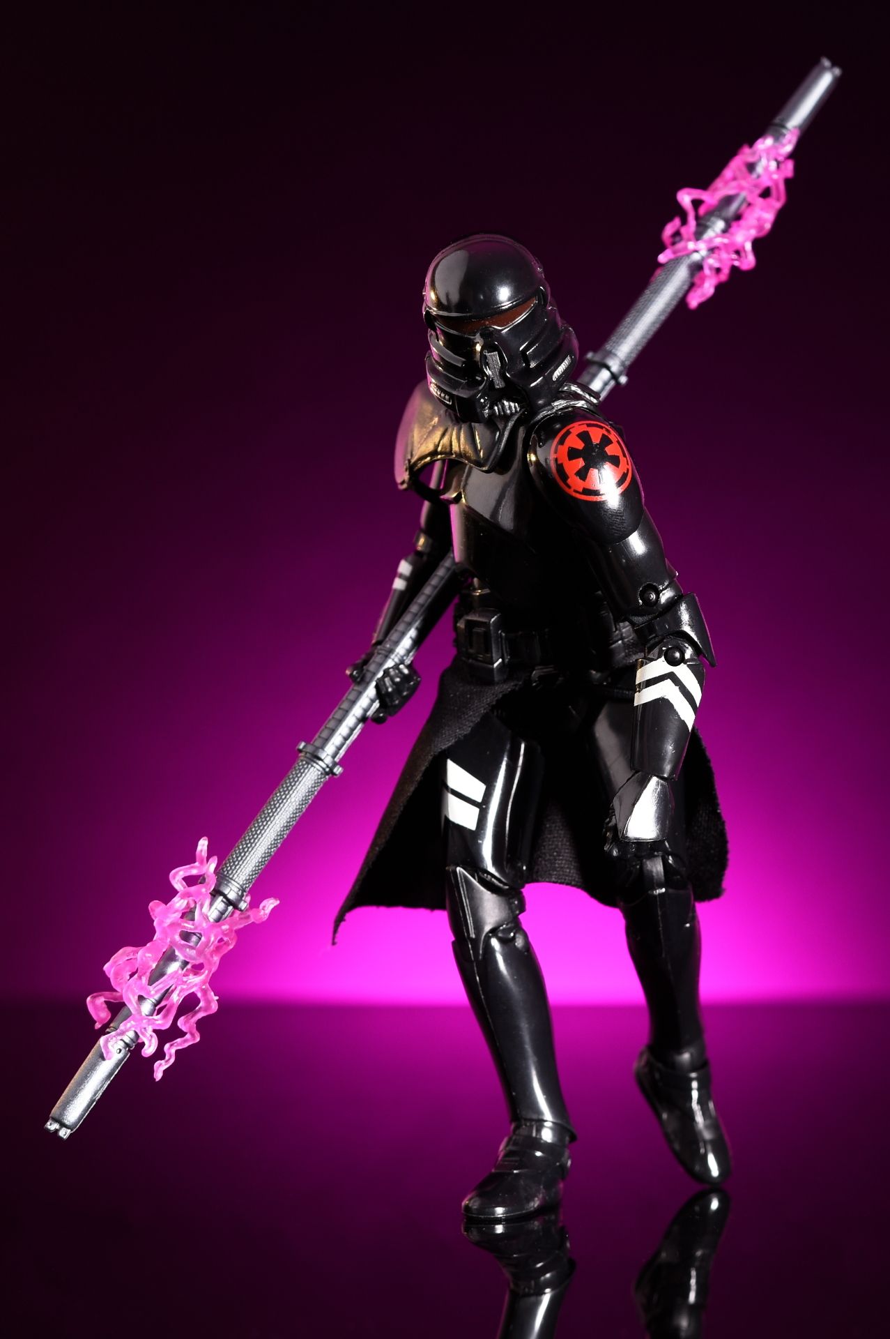 Hasbro: Star Wars Black Series Gaming Greats Electrostaff Purge Trooper Review