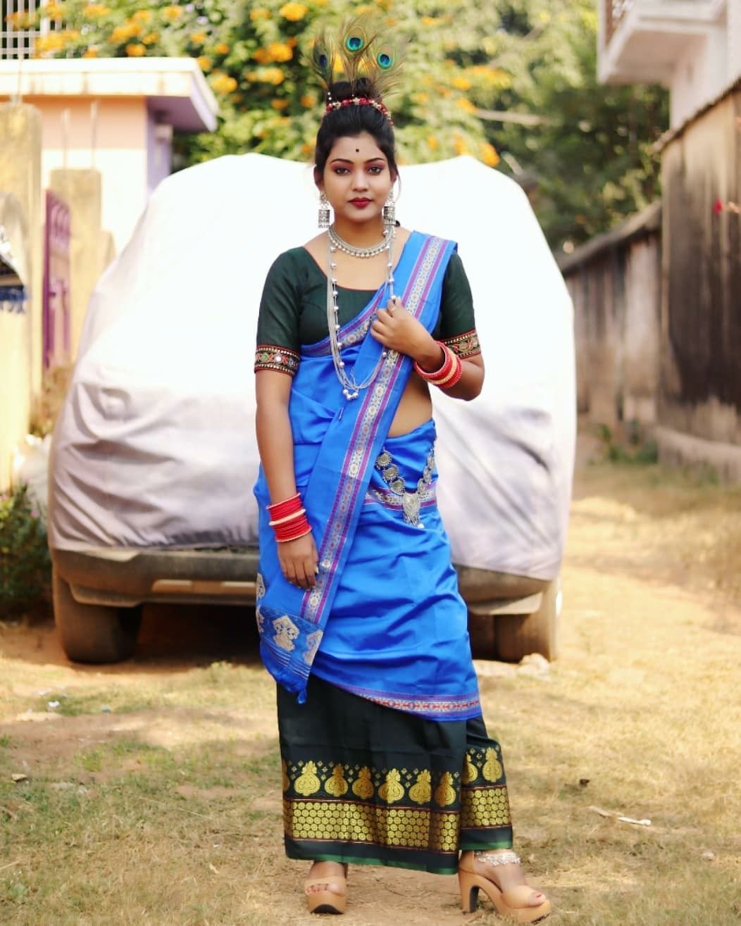 Details more than 121 santali traditional saree - vietkidsiq.edu.vn