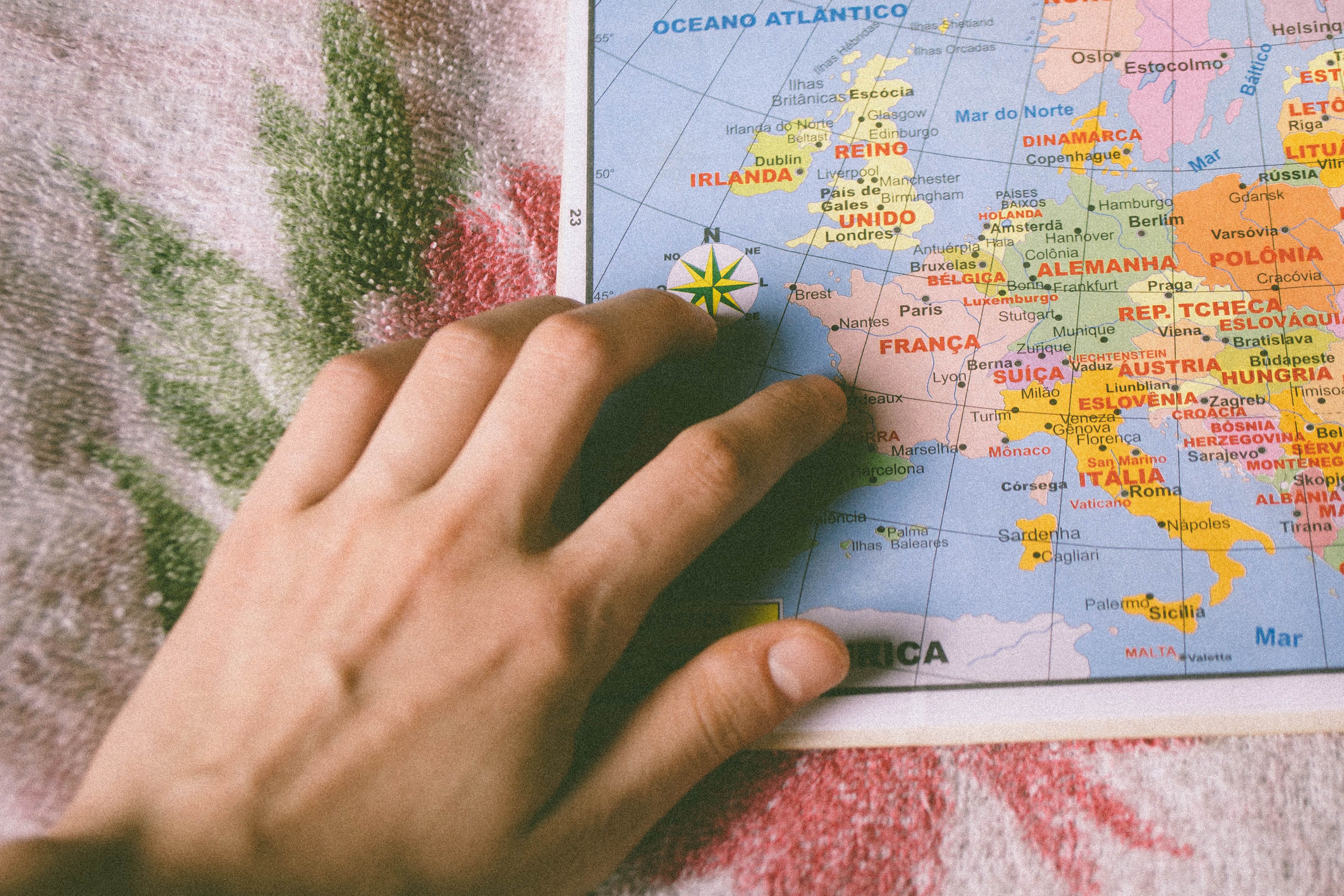 Wallpaper, hands, world, map, France, Paris, play, hand, finger 4435x2957