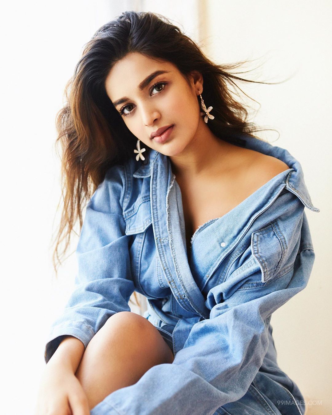 Nidhhi Agerwal Iphone Wallpapers Wallpaper Cave