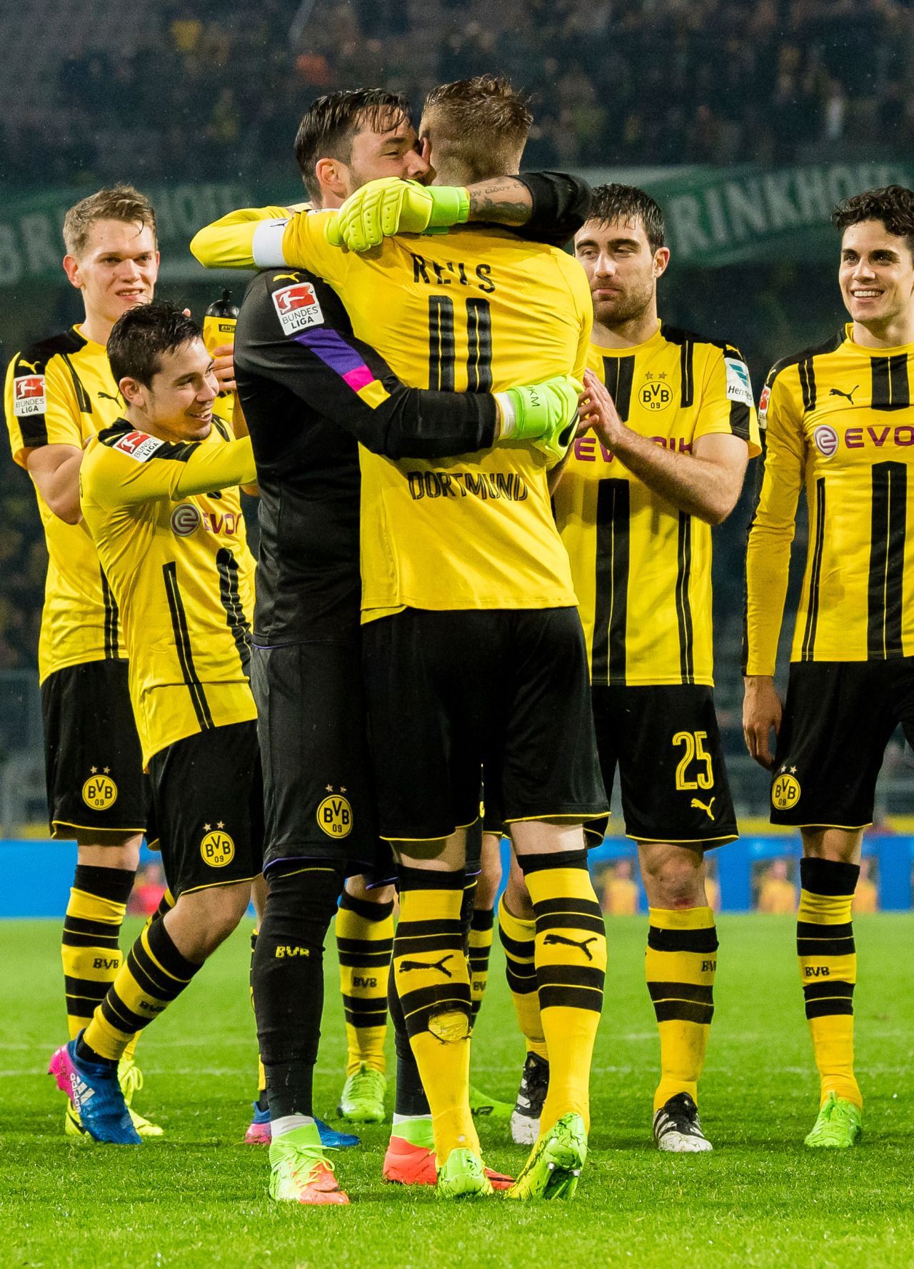 Post anything (from anywhere!), customize everything, and find and follow what you love. Create your own Tumblr blog today. Football, Reus, Dortmund