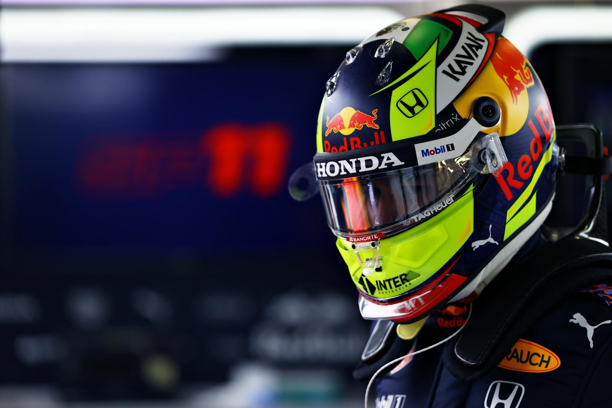 F1: El debut de Sergio Pérez en Red Bull en imágenes