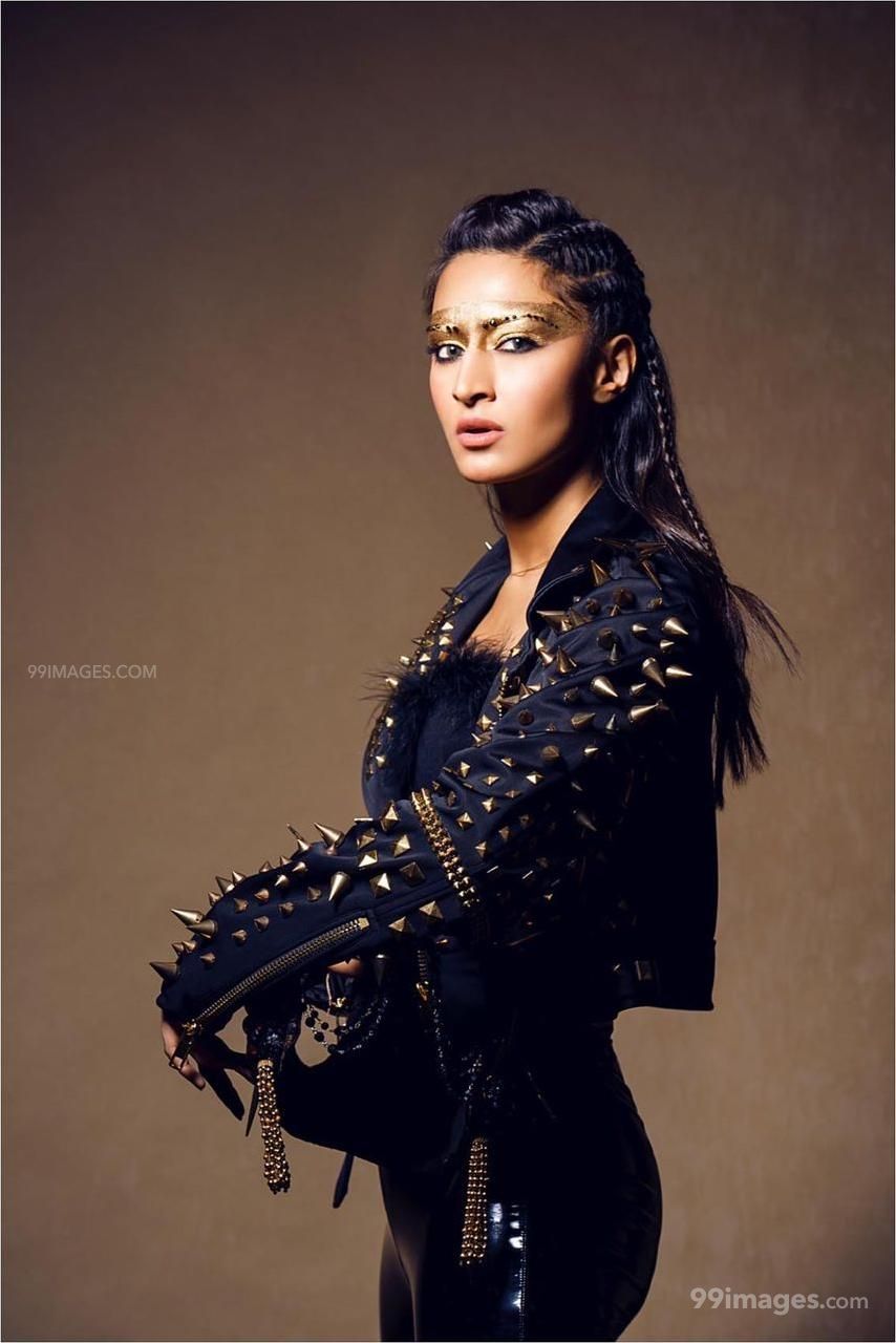 Erica Fernandes HD Wallpaper (Desktop Background / Android / iPhone) (1080p, 4k) (854x1280)