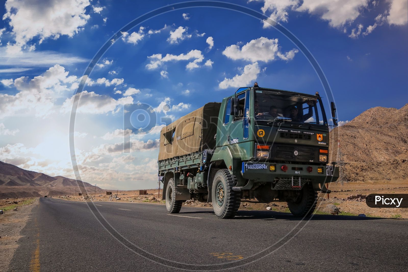 Image Of Army Truck Travelling On NH1 From Kargil To Leh AF192843 Picxy