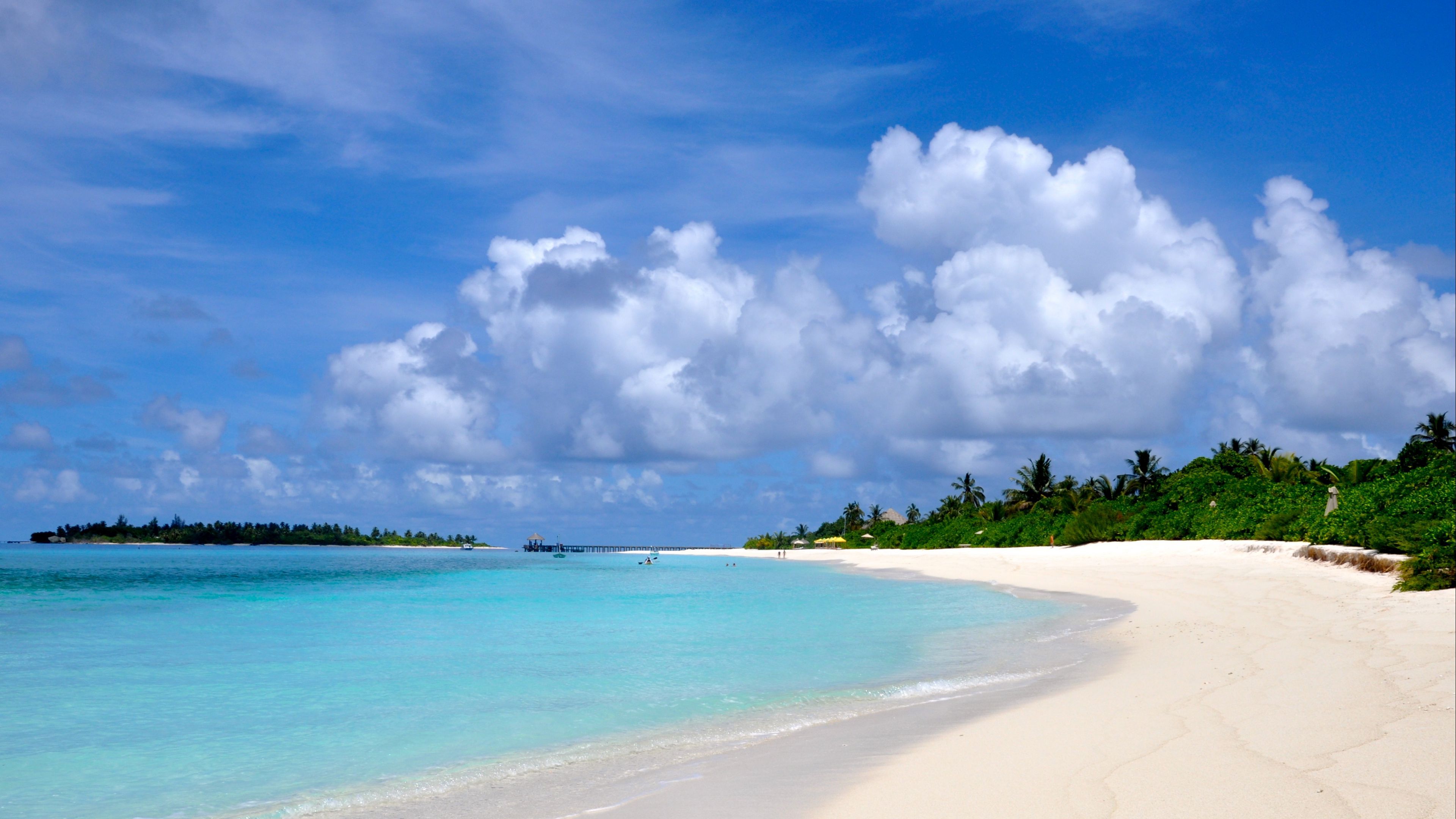 Download wallpaper 3840x2160 maldives, beach, sand, summer 4k uhd 16:9 HD background