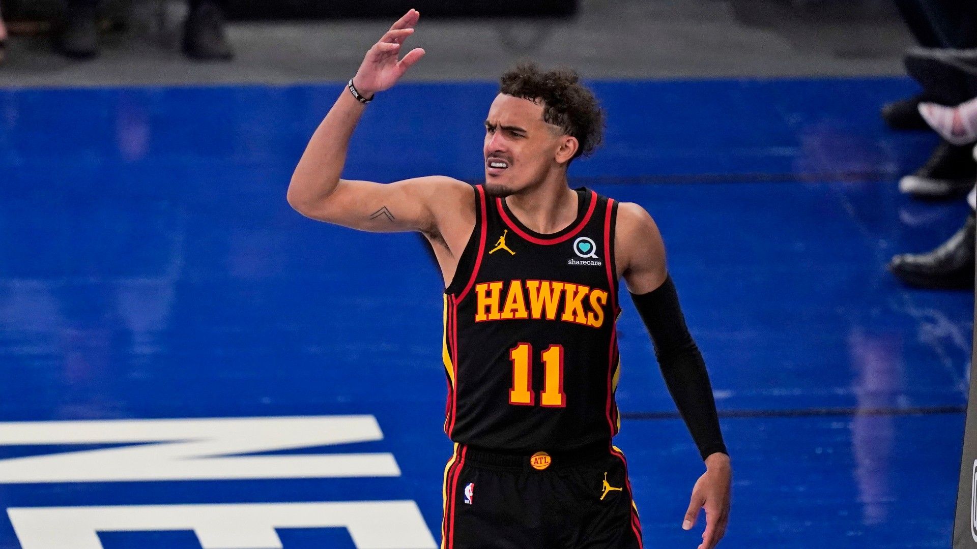 Hawks' Trae Young responds to rude welcome from Knicks fans with explosive start to Game 2. Sporting News Canada