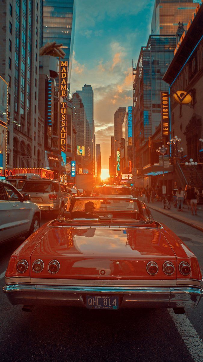 imagem descoberto por Ellie. Descubra (e salve!) suas próprias imagens e vídeos no We Heart It. City wallpaper, Aesthetic wallpaper, Aesthetic pastel wallpaper