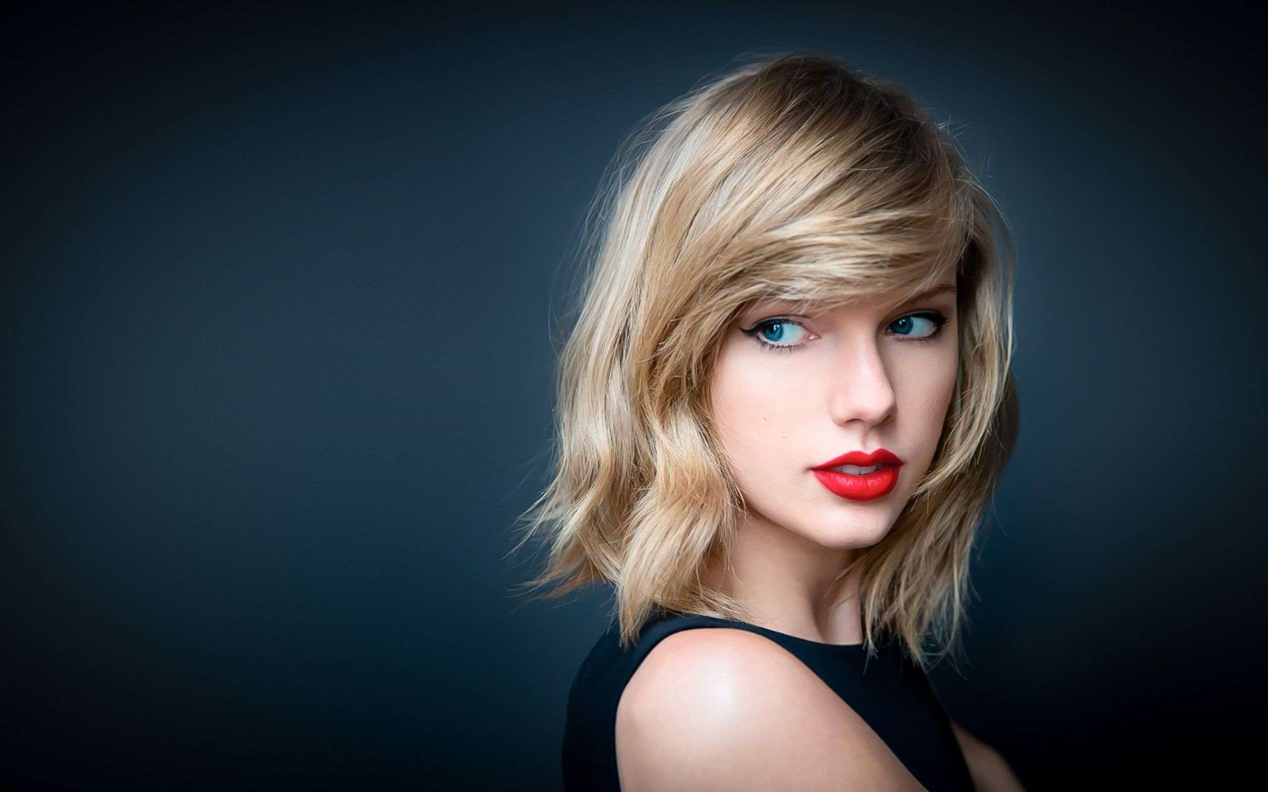 Wallpaper HD Desktop Taylor Swift