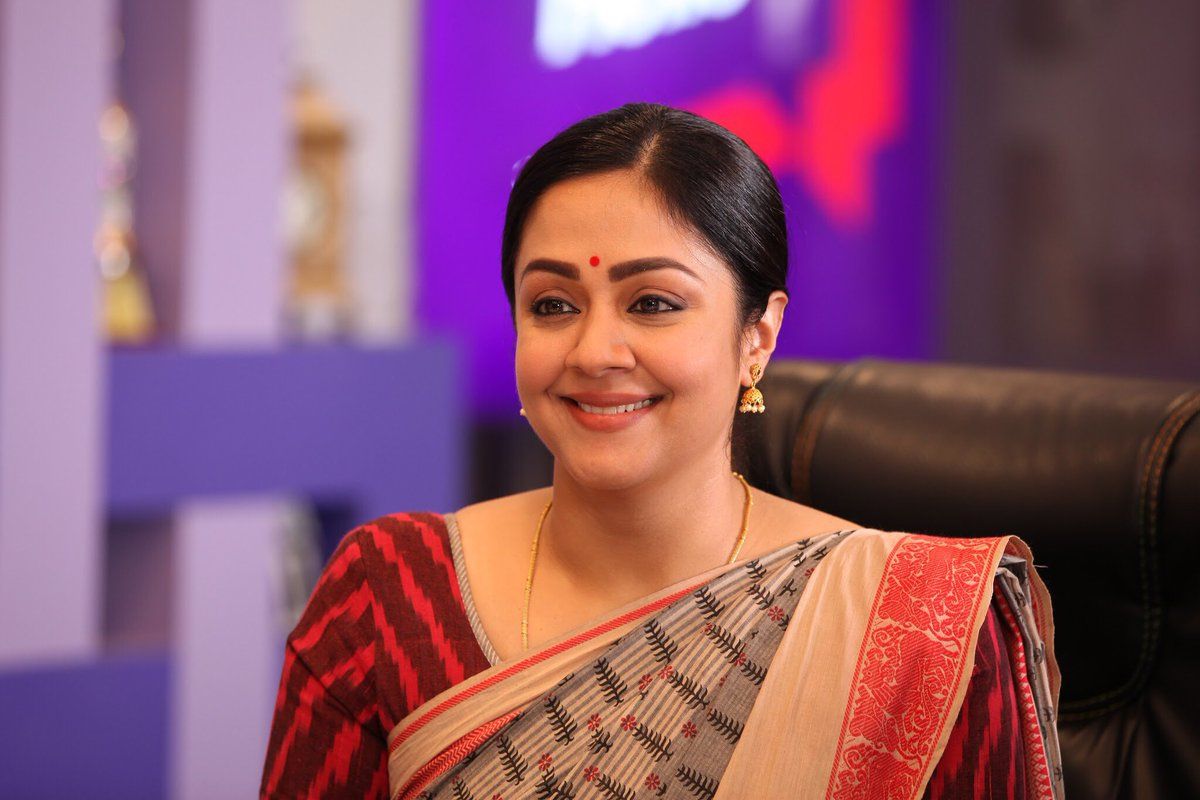 Jyothika Kaatrin Mozhi Tamil Movie Stills Movie Updates, Movie Promotions, Branding Online and Offline Digital Marketing Services