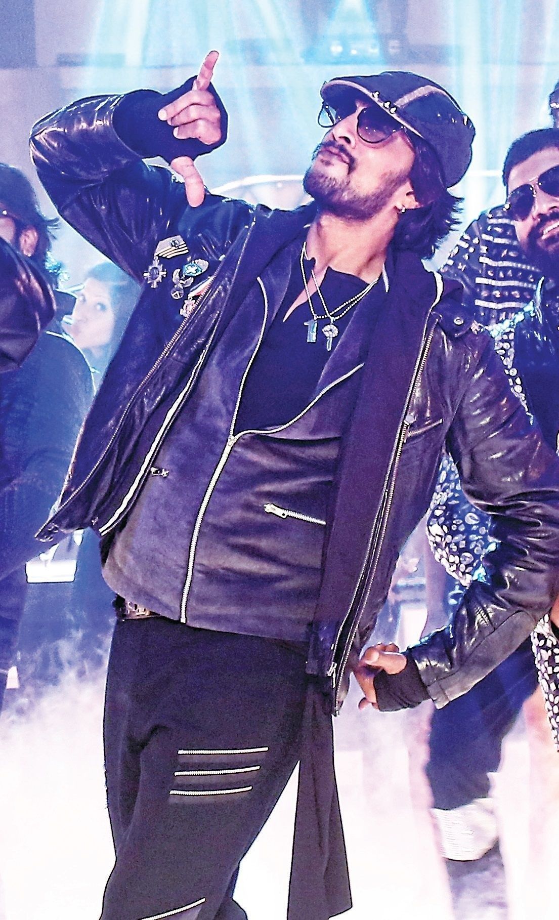 Bahubali movie. Actor photo, Actors, Favorite celebrities