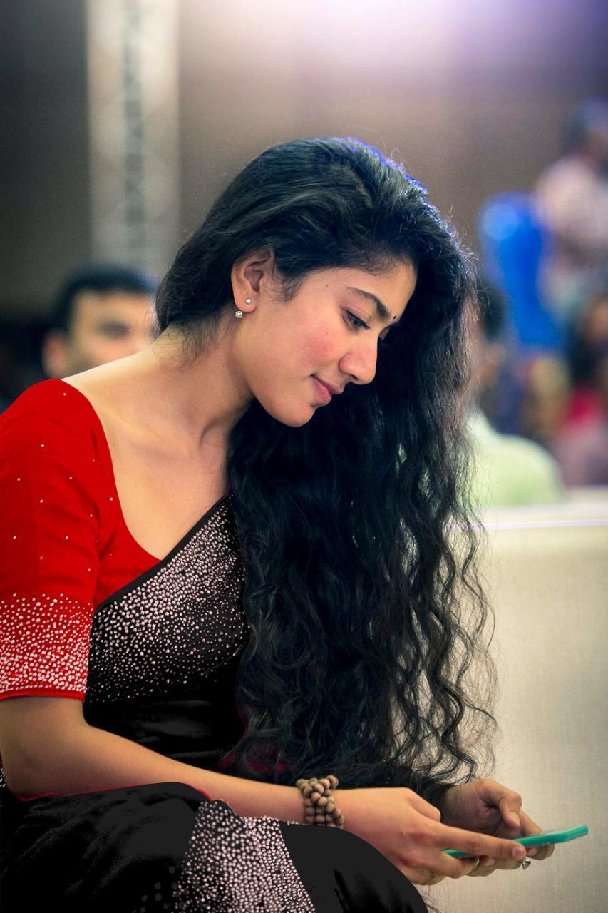 Saipallavi ideas. sai pallavi HD image, beautiful indian actress, indian actress photo