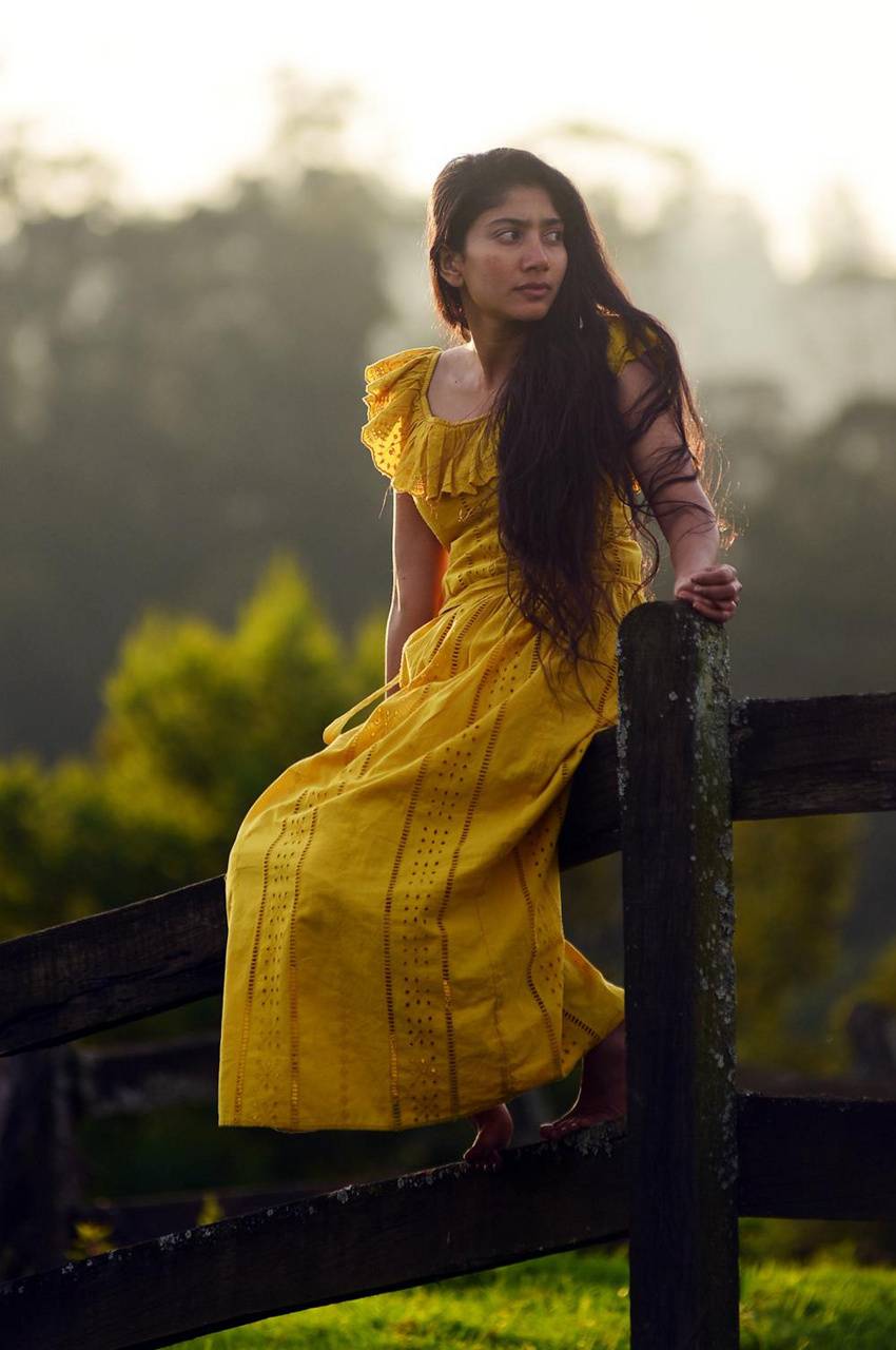 Download sai pallavi Wallpaper HD