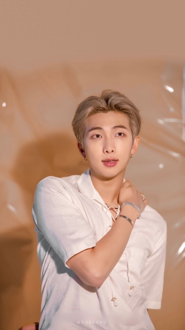 Namjoon BTS RM Lights Boy With Luv Wallpaper. Kim Namjoon, Namjoon, Bts Rap Monster