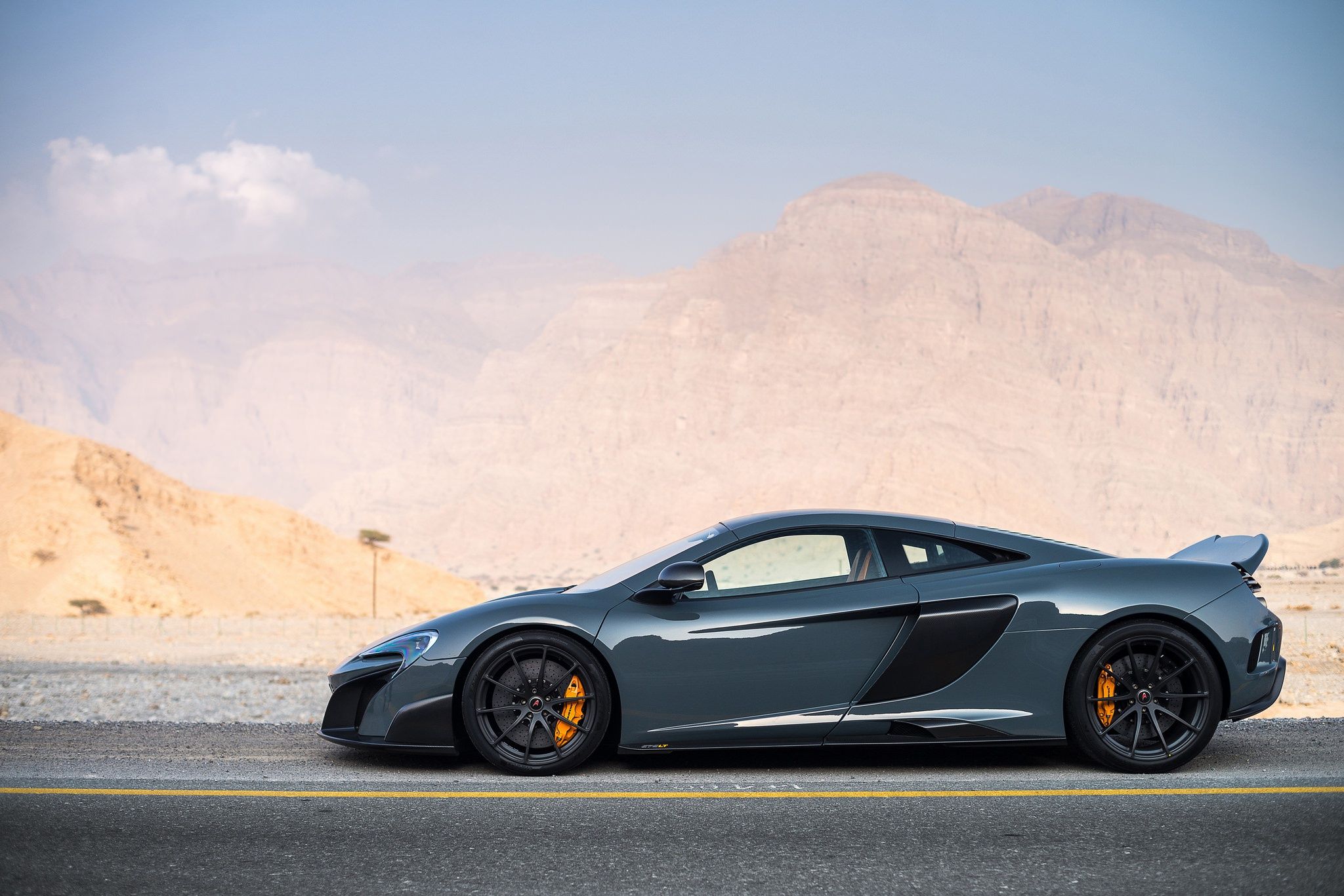 McLaren 675LT HD Wallpaper and Background