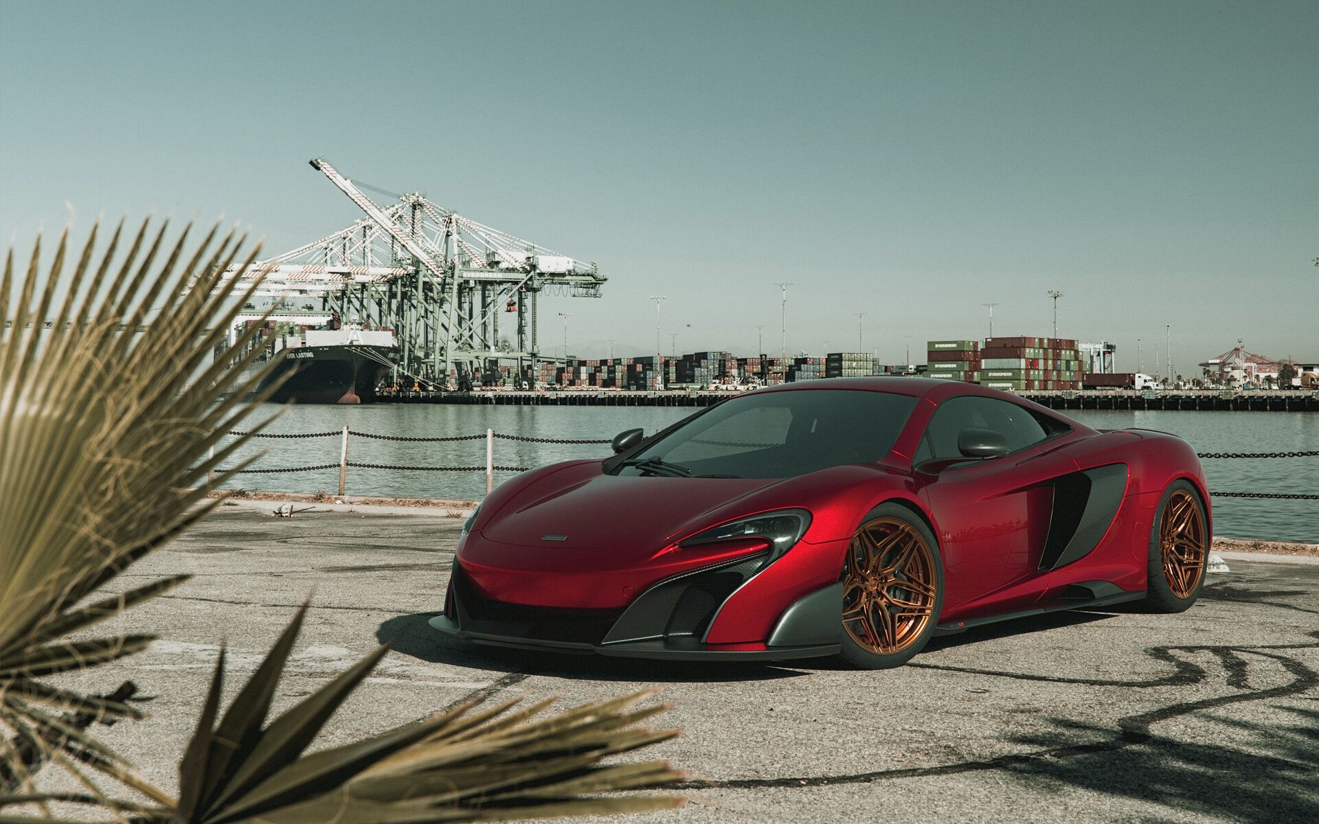 McLaren 675LT HD Wallpaper