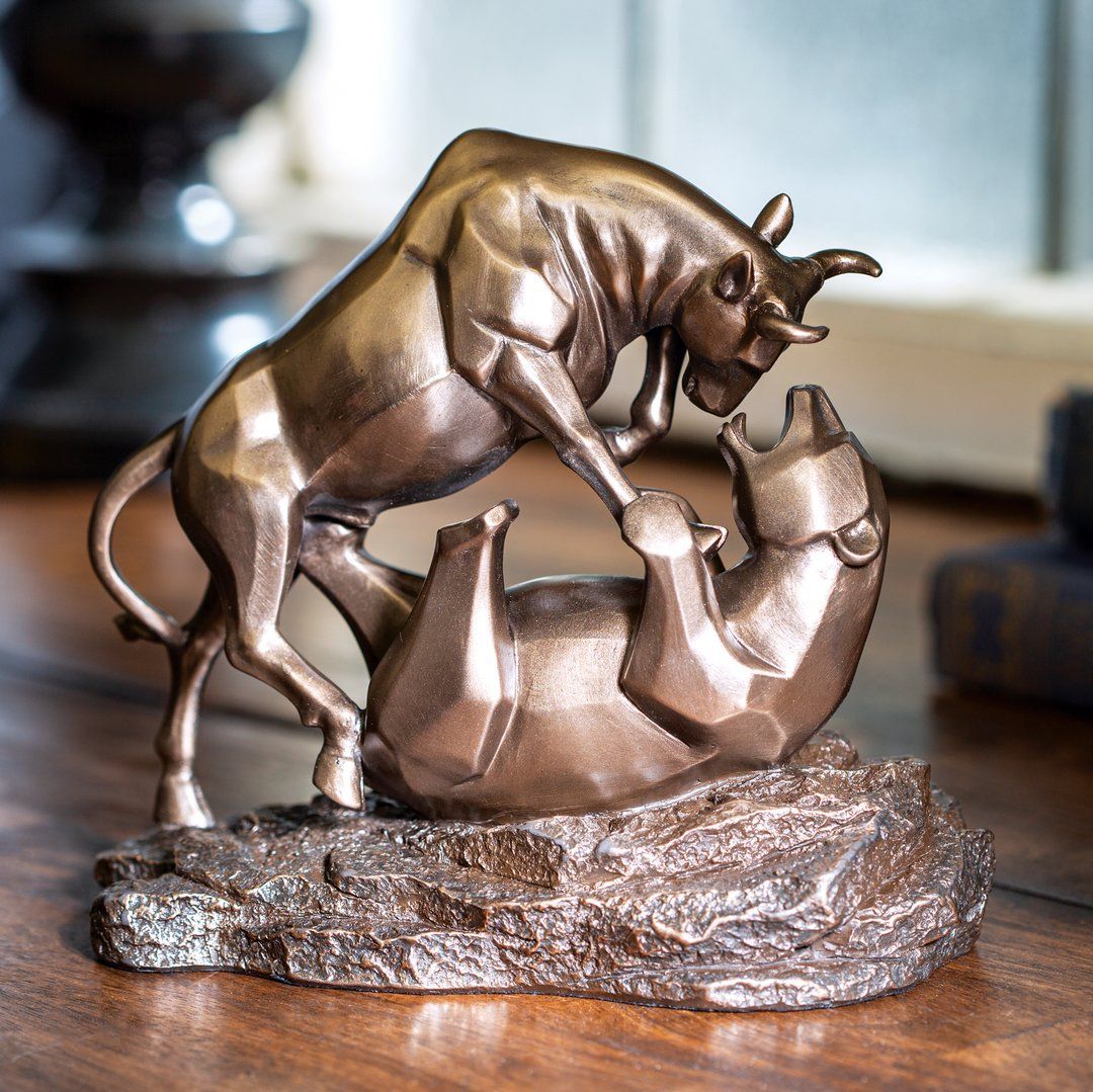 Take Stock The classic battle of bear and bull is portrayed in this desktop accessory, the perfect addition to any broker's o. Bear vs bull, Bull, Bulls wallpaper