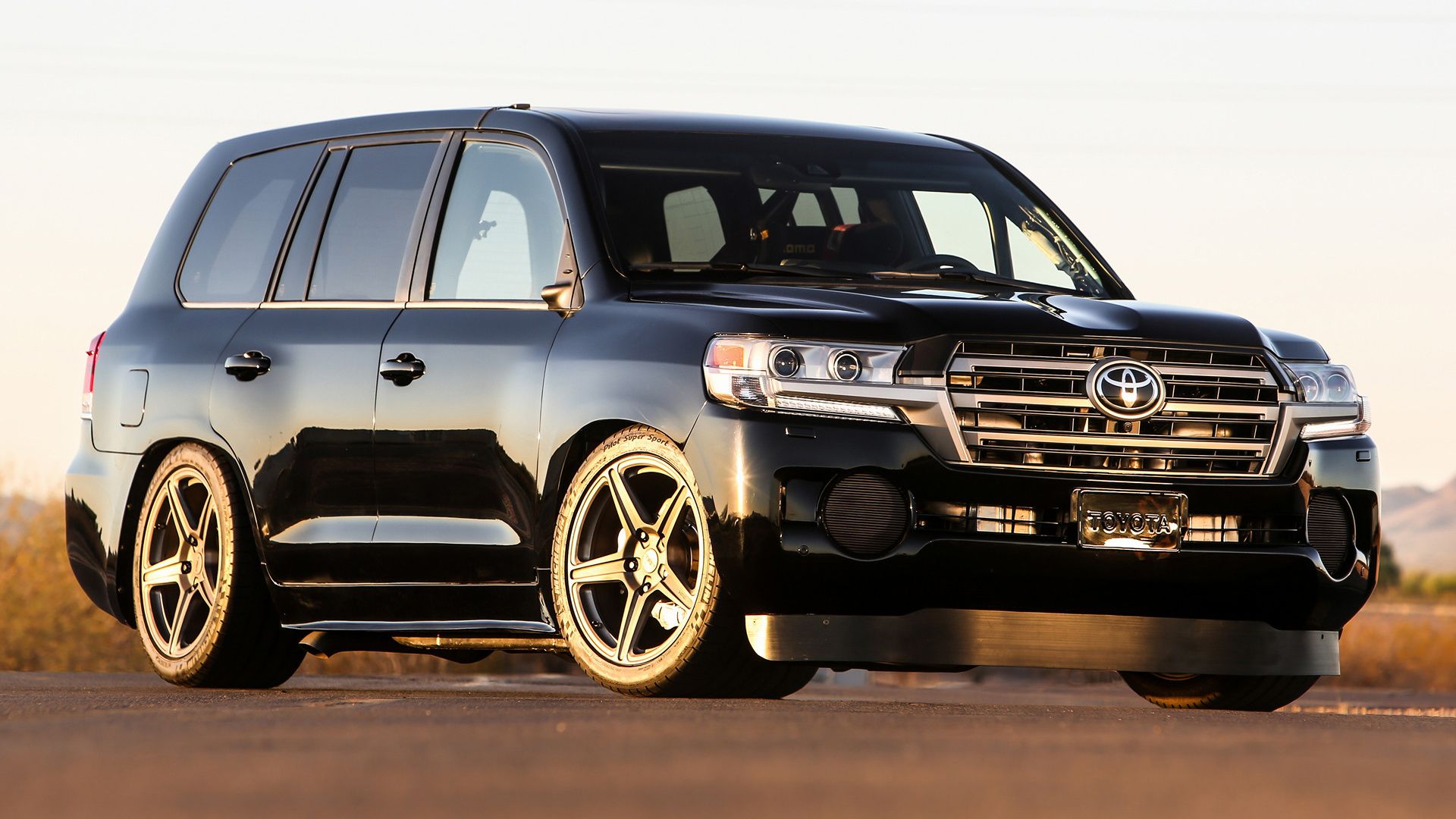 Toyota Land Speed Cruiser and HD Image
