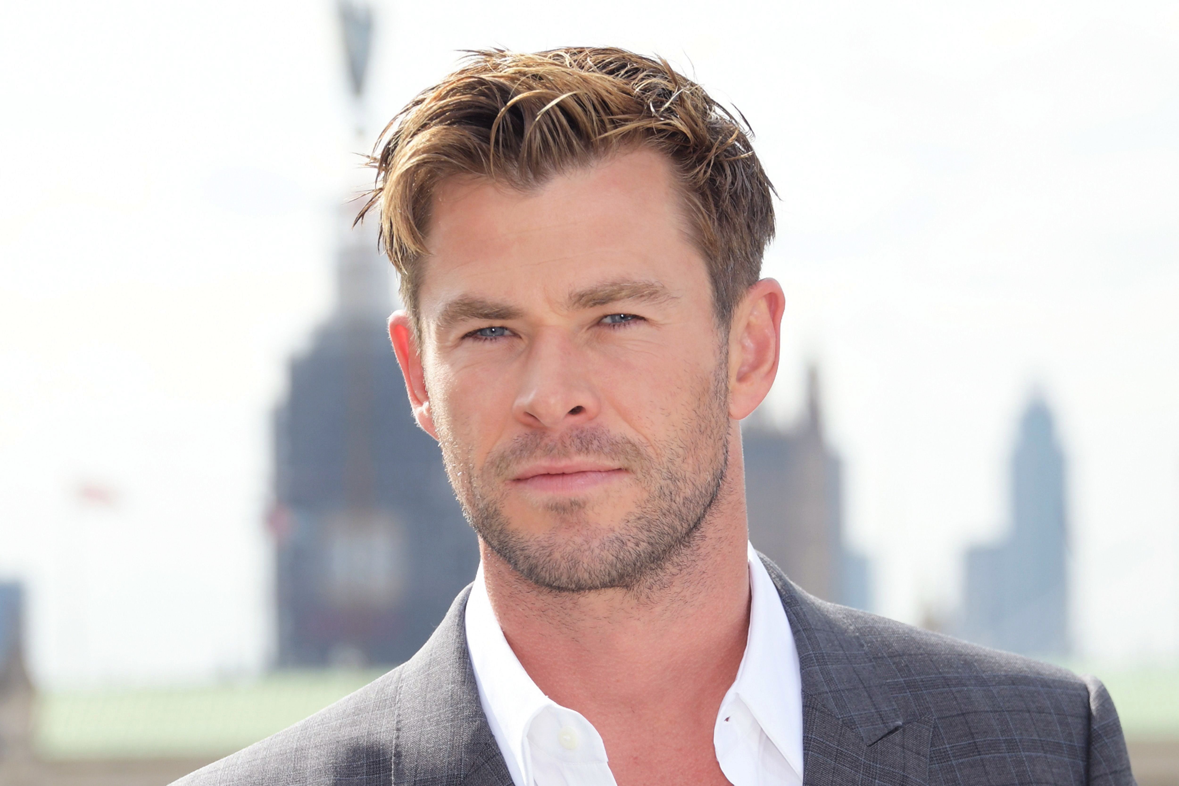 Chris Hemsworth 4k Ultra HD Wallpaper. Background Imagex3334