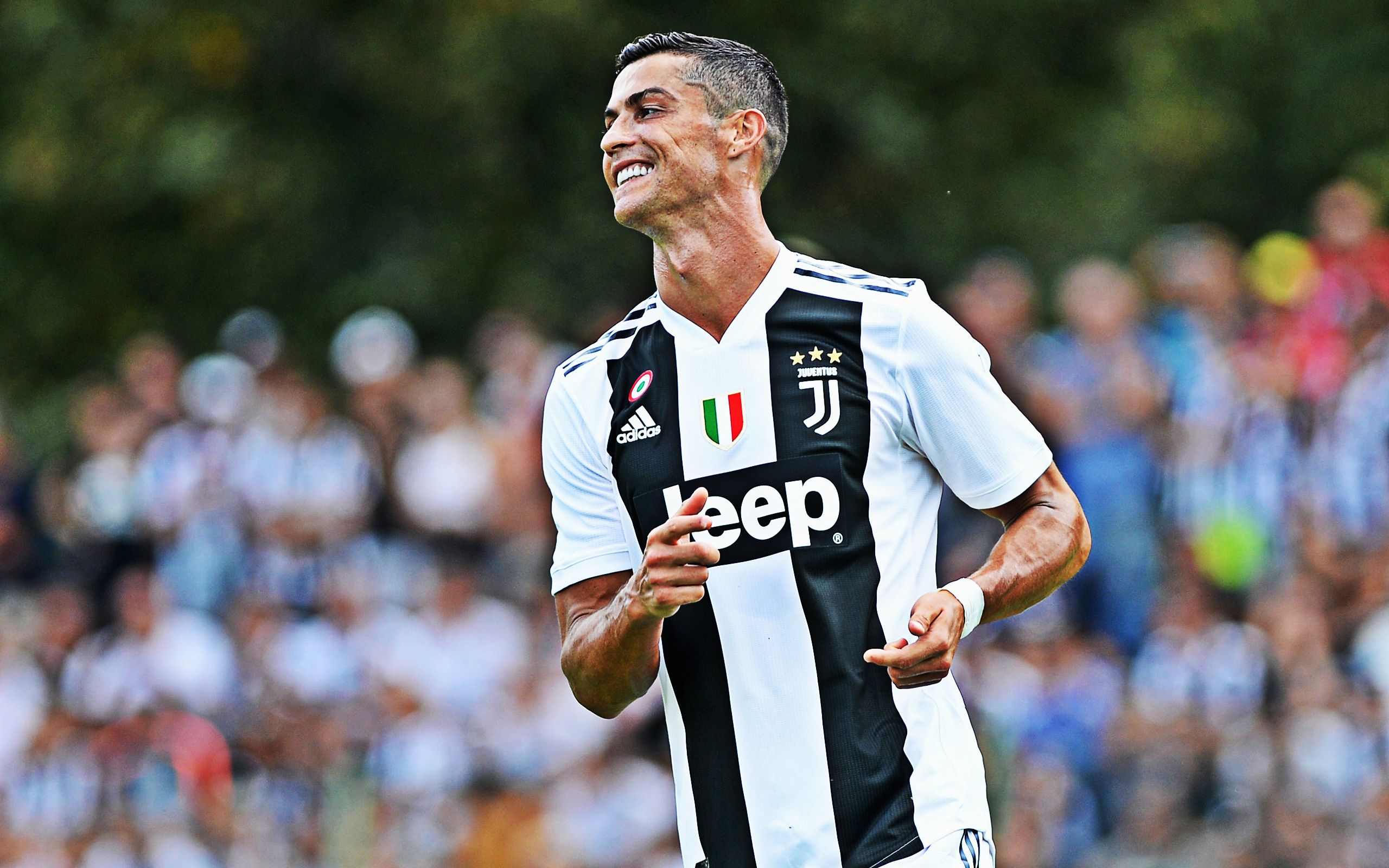 Download wallpaper Cristiano Ronaldo, smile, portrait, Juventus FC, Serie A, Italy, Portuguese footballer, star, football, CR Ronaldo for desktop with resolution 2560x1600. High Quality HD picture wallpaper