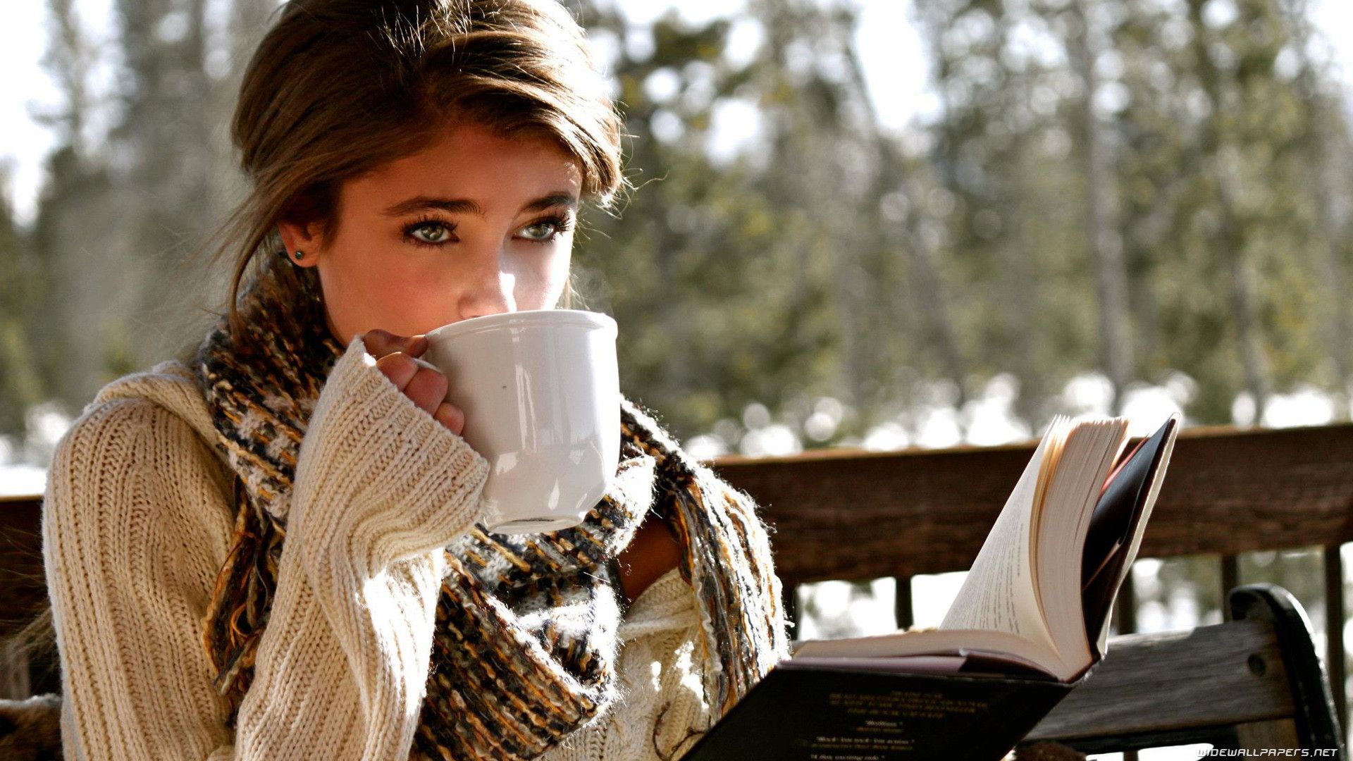 Wallpaper, women outdoors, model, winter, books, fashion, cup, spring, Person, Taylor Marie Hill, beauty, season, human action 1920x1080