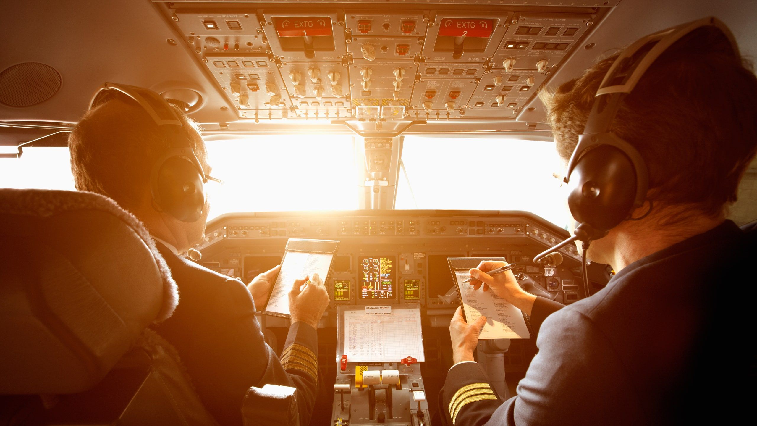 Questions You've Always Wanted To Ask Your Airline Pilot
