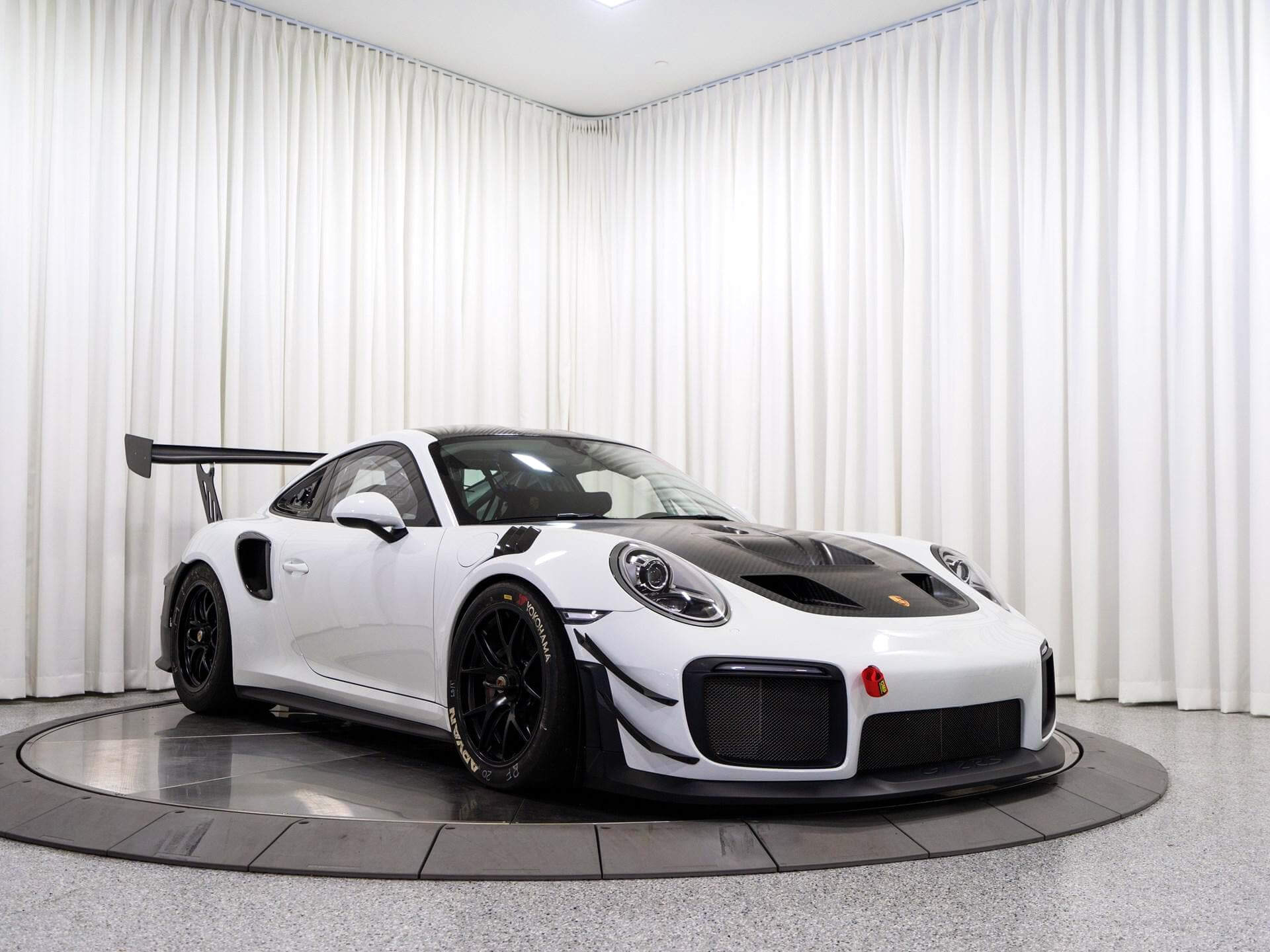 Porsche 911 gt2 RS Wallpaper