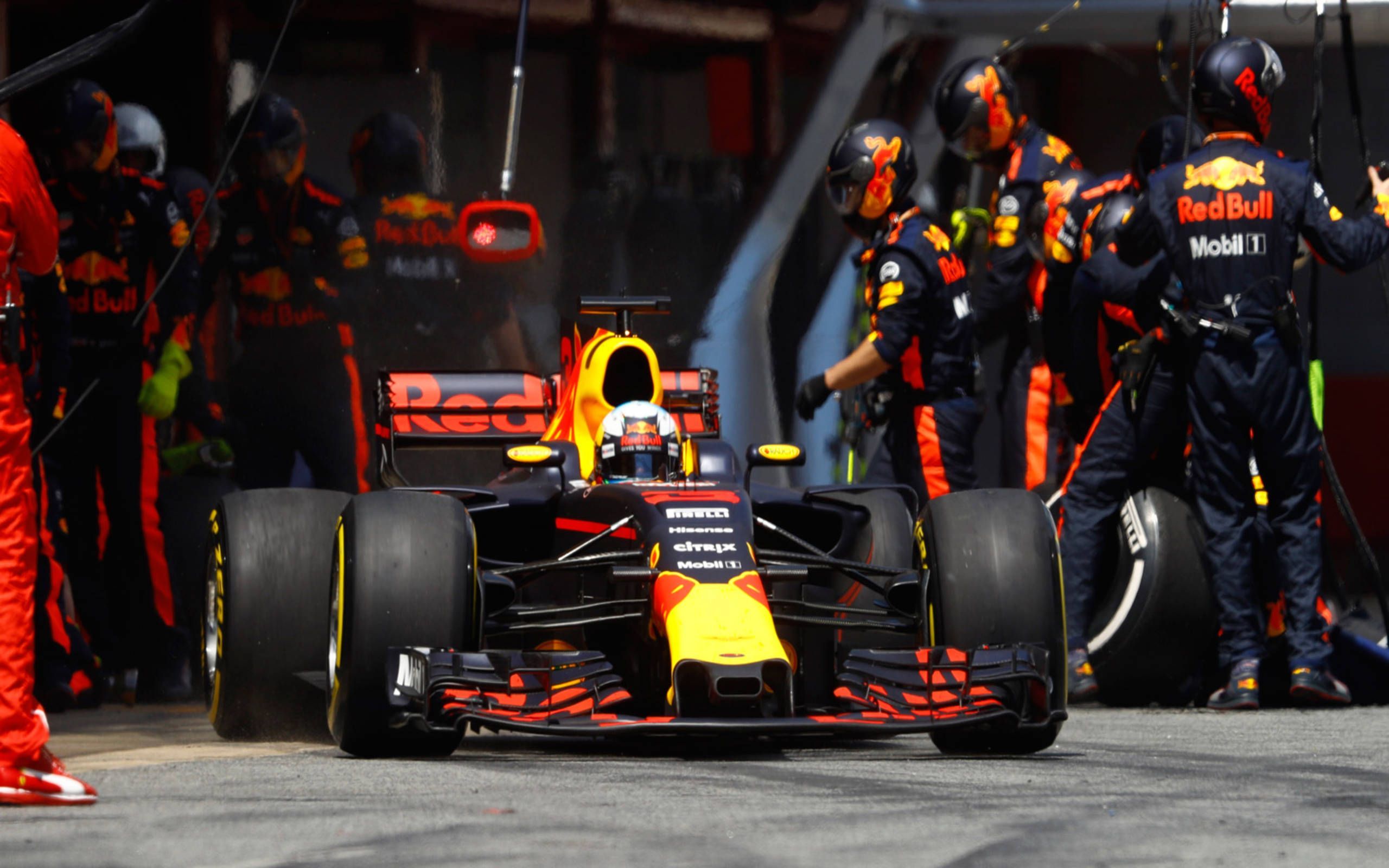 Red Bull demands major 2021 F1 engine changes - or else