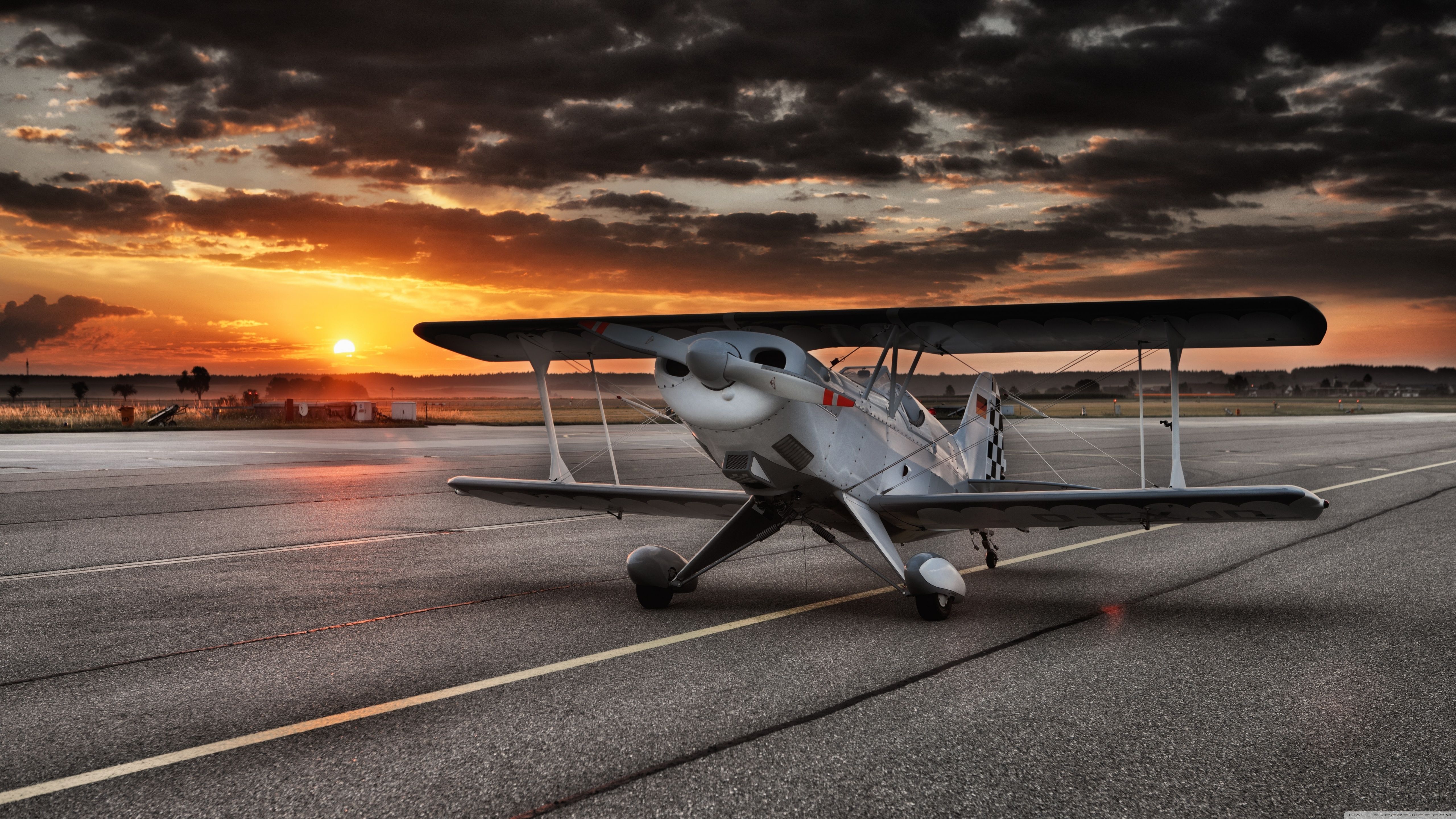 Aircraft Ultra HD Desktop Background Wallpaper for: Multi Display, Dual Monitor, Tablet