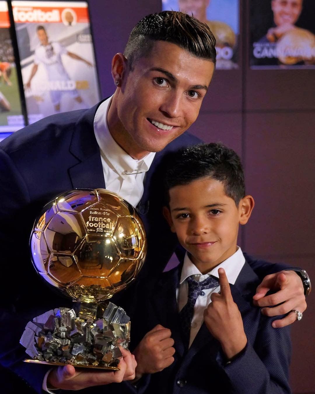 Times Cristiano Ronaldo and His Son, Cristiano Jr., Were Total Twins. Cristiano ronaldo, Cristiano ronaldo cr Cristiano ronaldo junior