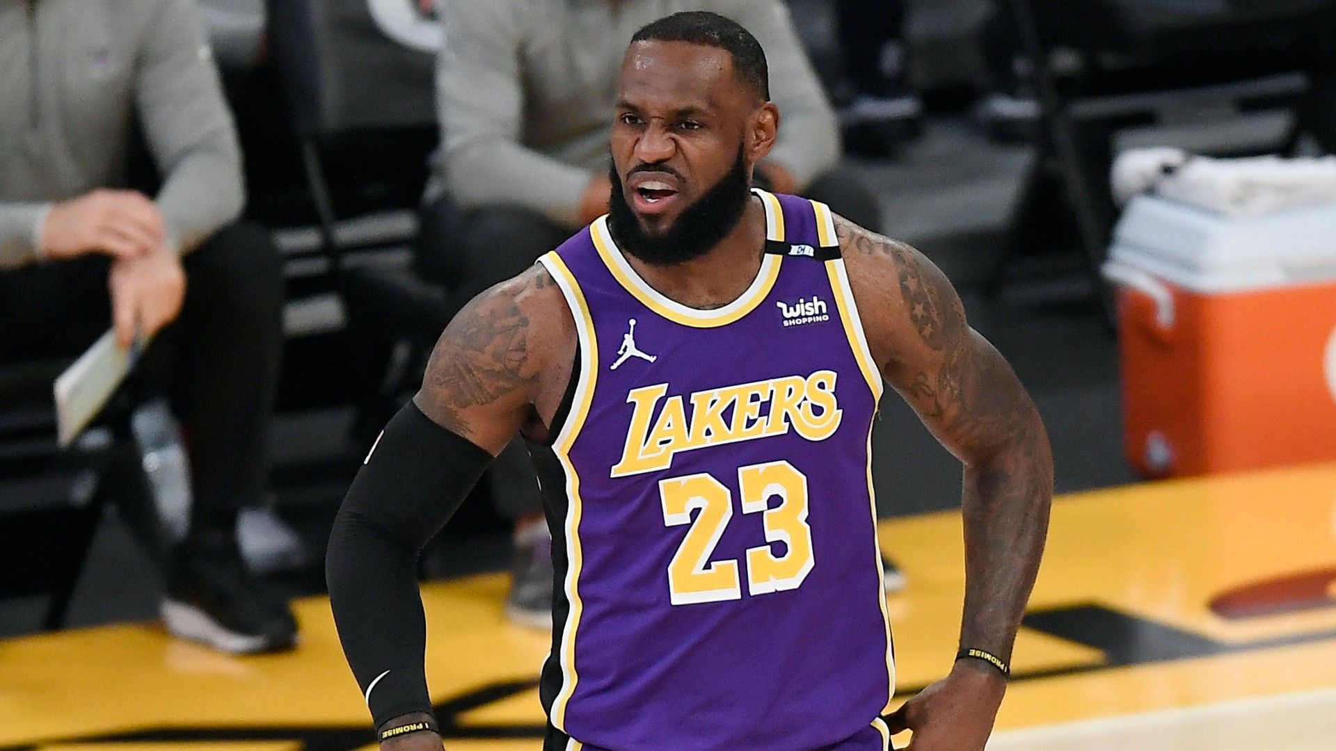 LeBron James number change: Lakers star reportedly will ditch 23 jersey after 'Space Jam'