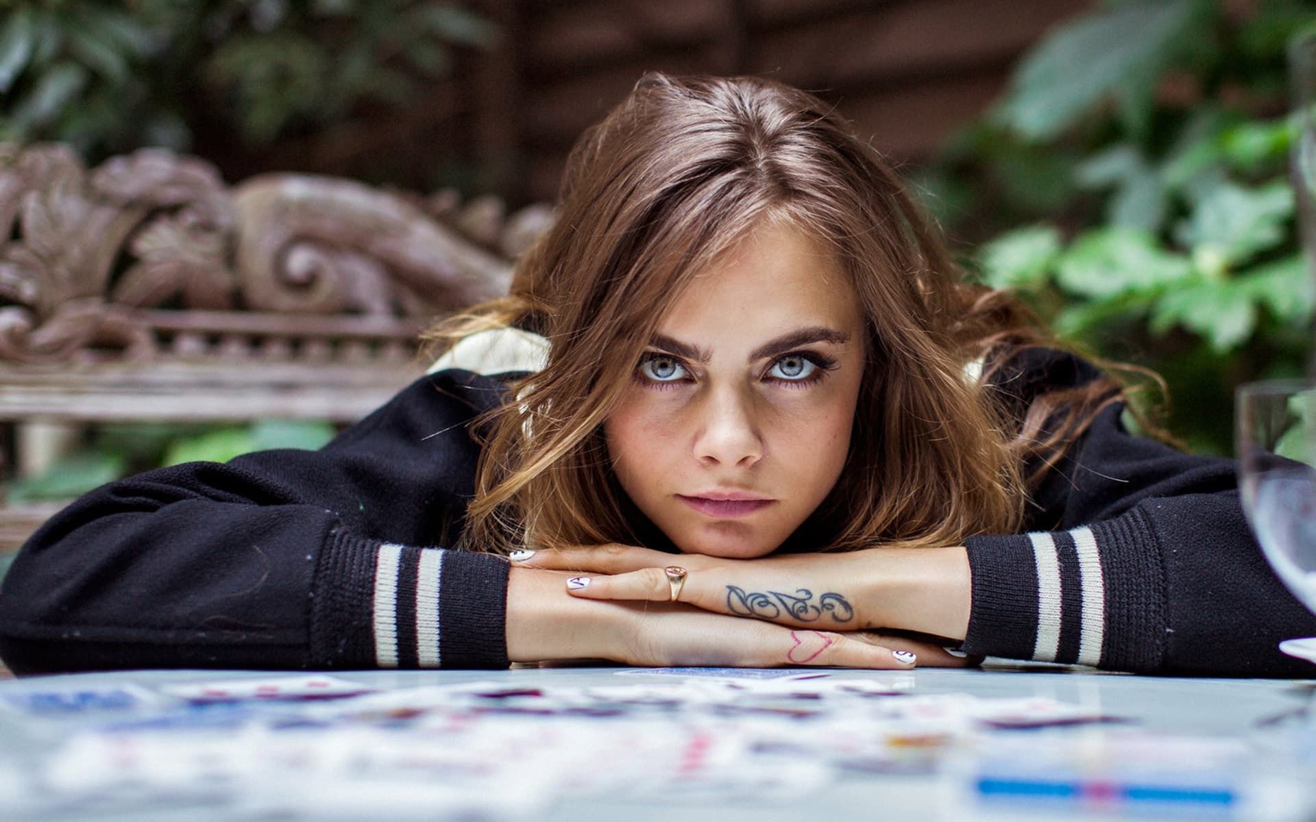 Cara Delevingne Wallpaper Image Photo Picture Background