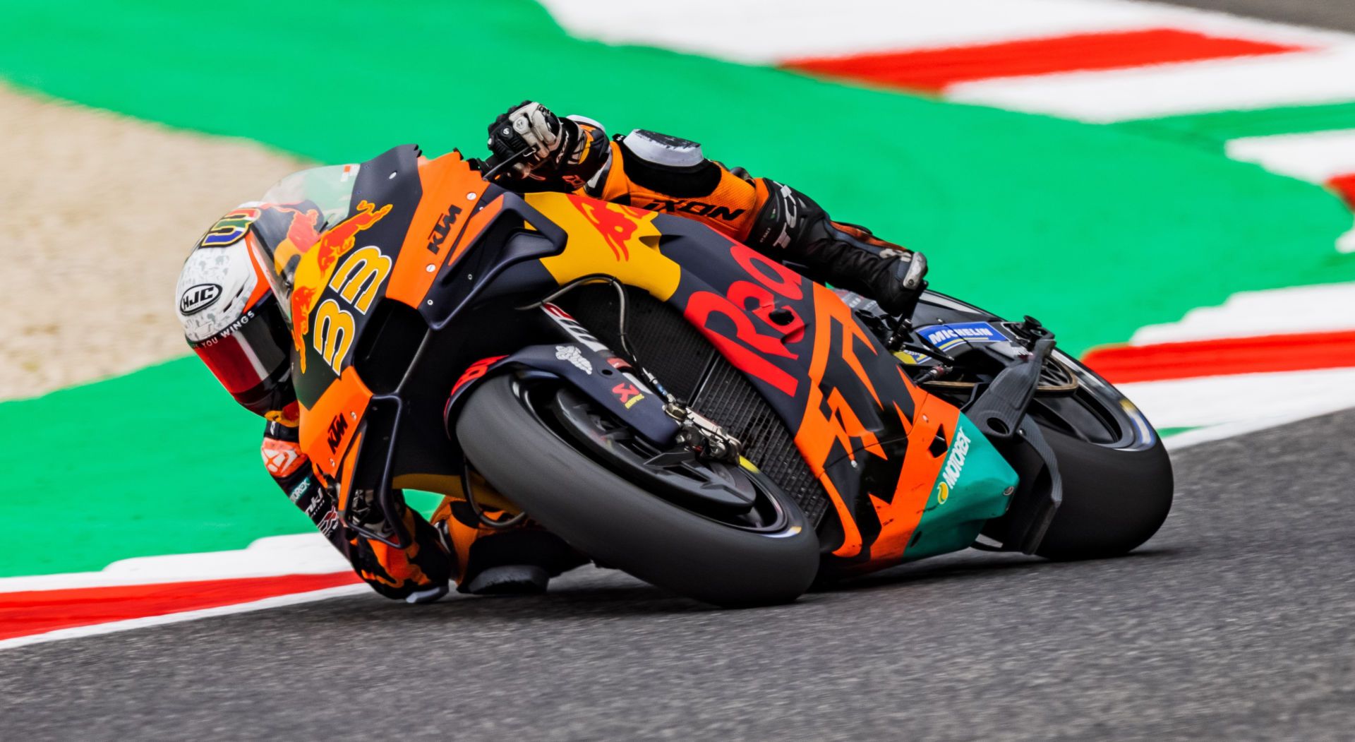 MotoGP: Brad Binder Signs New Three Year Contract With Red Bull KTM Roadracing World Magazine
