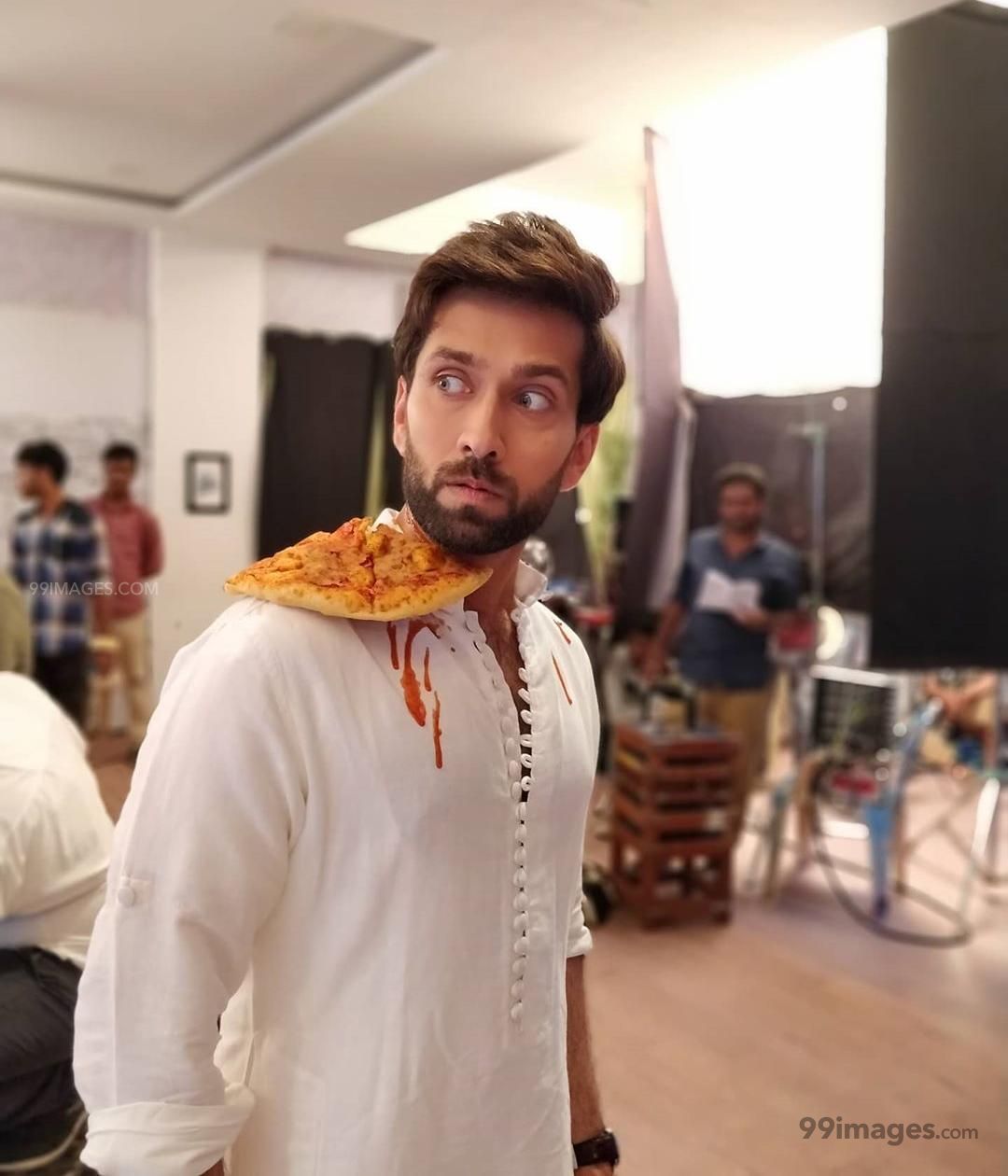 ISHQBAAZ Trailers, Photos and Wallpapers - MouthShut.com