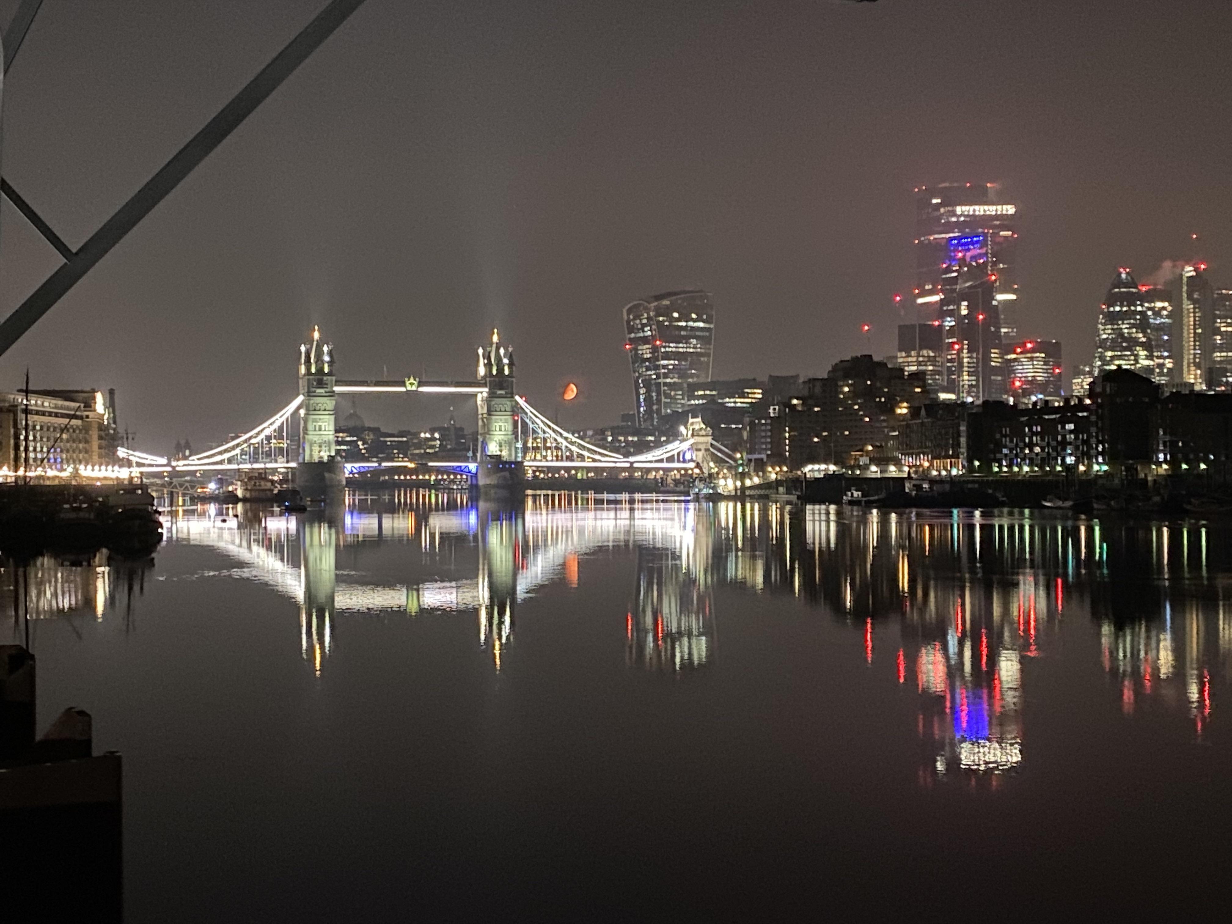 London 4K wallpaper for your desktop or mobile screen free and easy to download