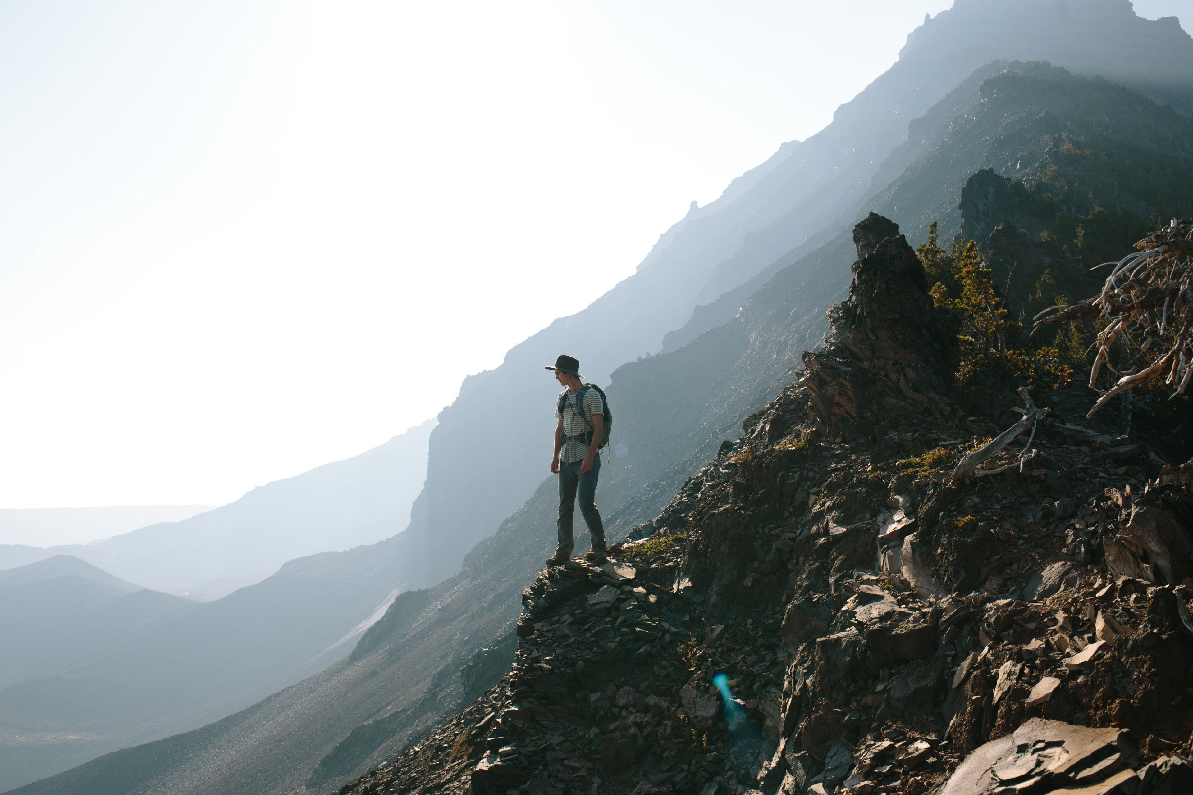 Wallpaper / mountain hiking man and backpack HD 4k wallpaper